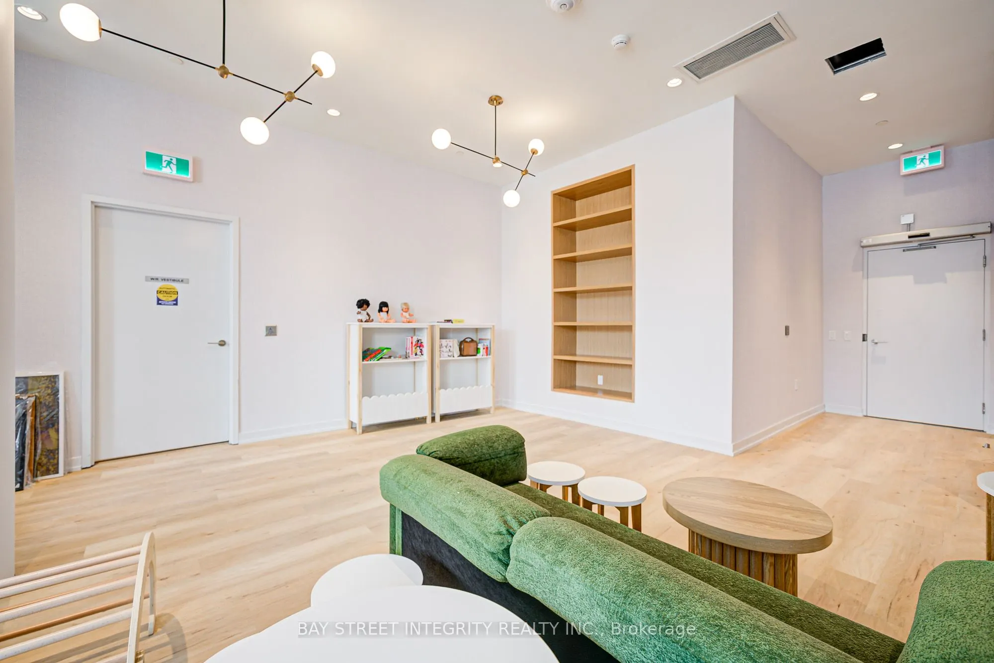 6 Chartwell Road, #505