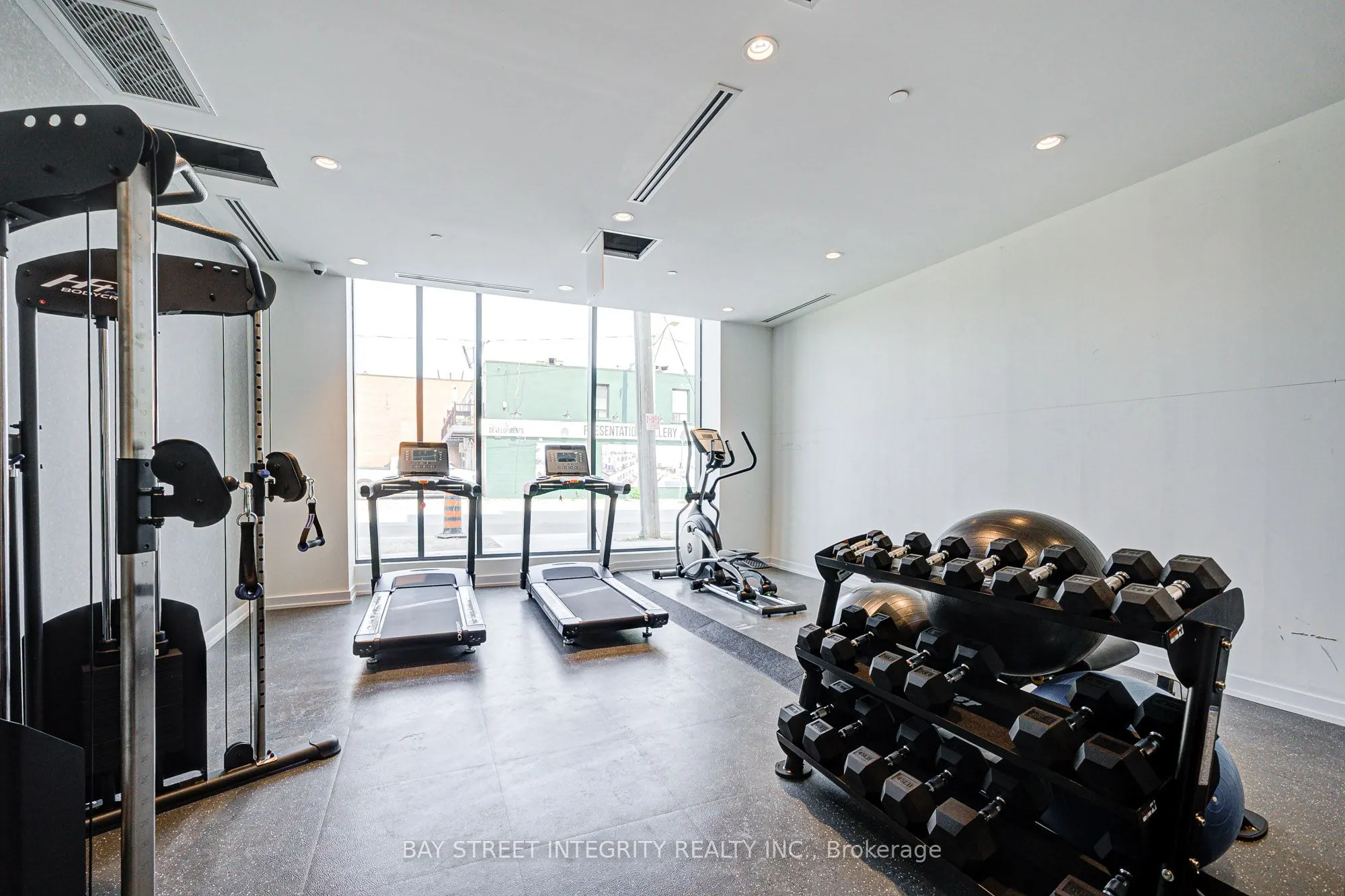 6 Chartwell Road, #505