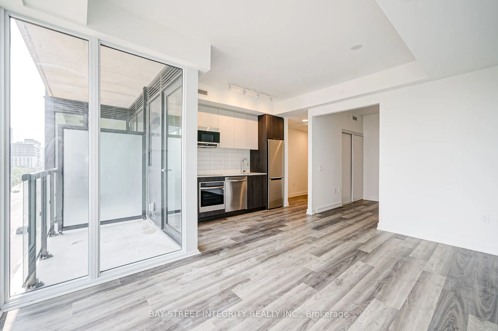 6 Chartwell Road, #505