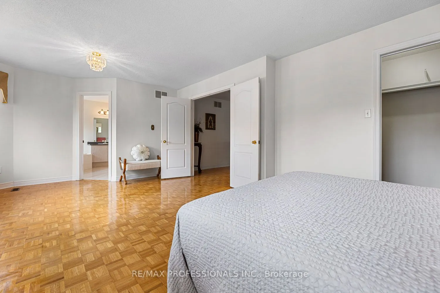 11 Riverwood Terrace