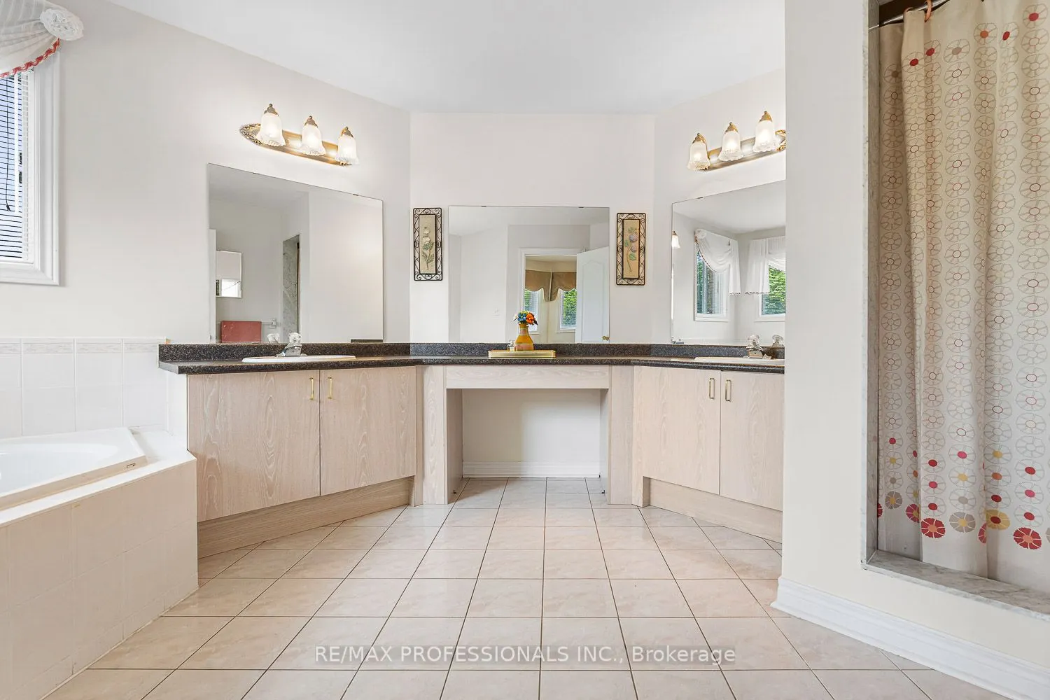 11 Riverwood Terrace