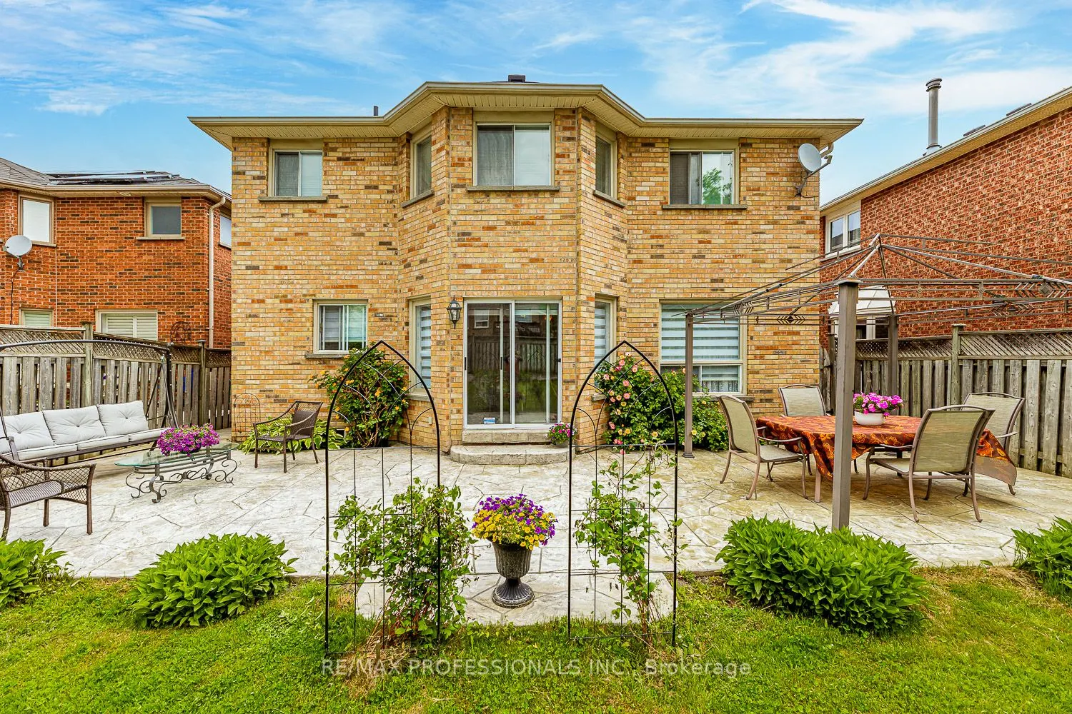 11 Riverwood Terrace