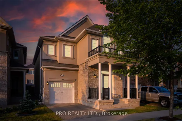 923 Penson Crescent