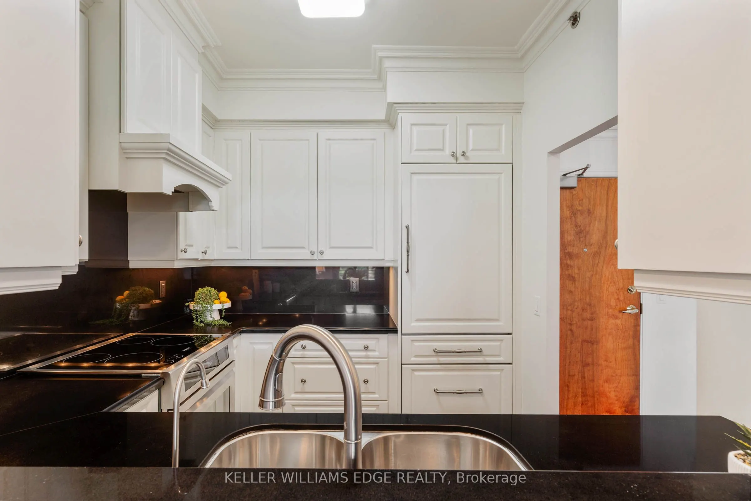 100 Burloak Drive #1514