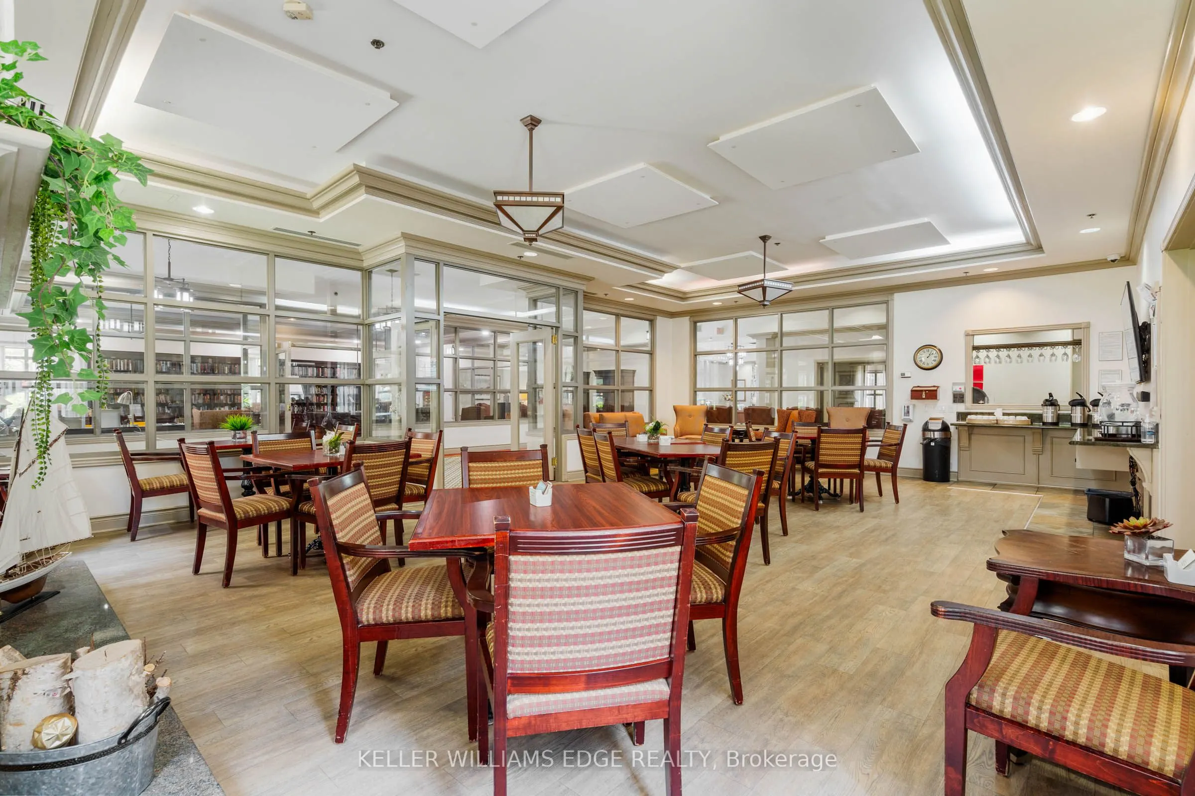100 Burloak Drive #1514