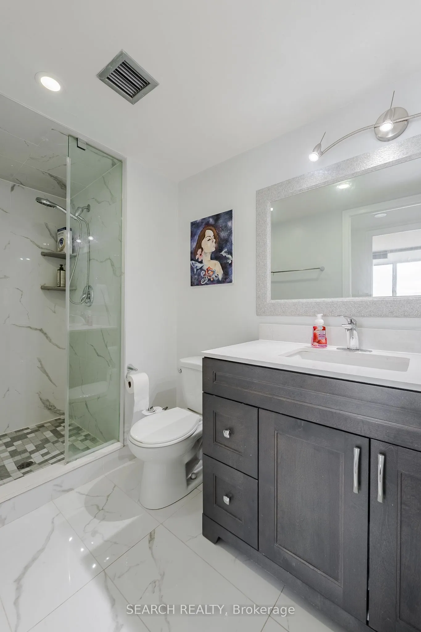 1360 Rathburn Road E, #906
