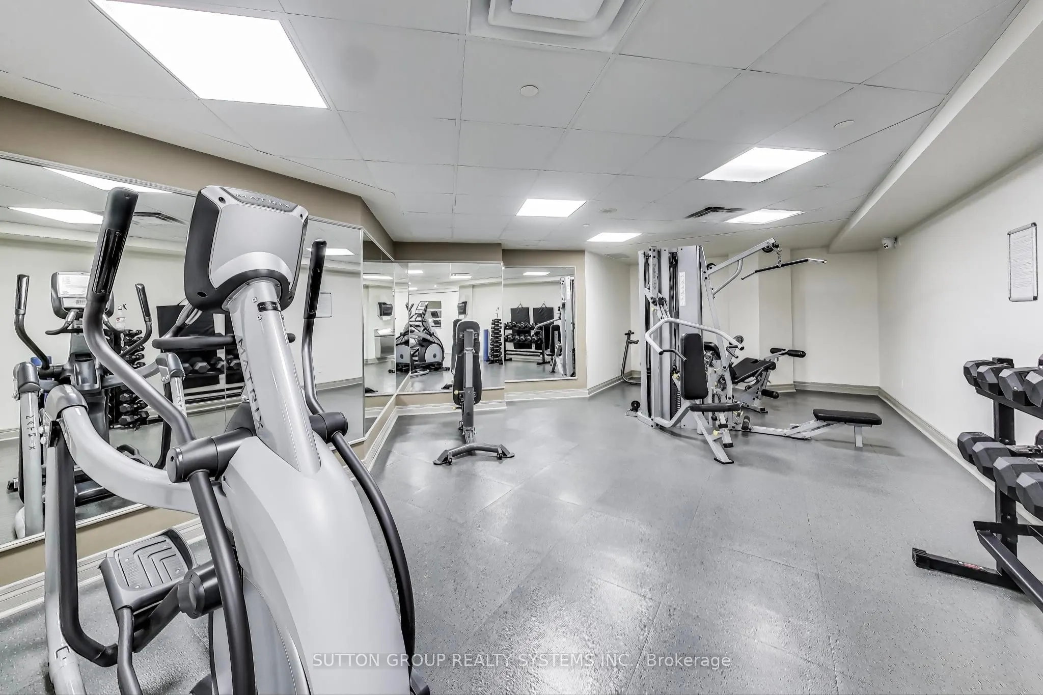 60 Heintzman Street, #728