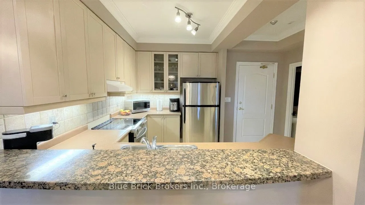 3351 Cawthra Road, #423