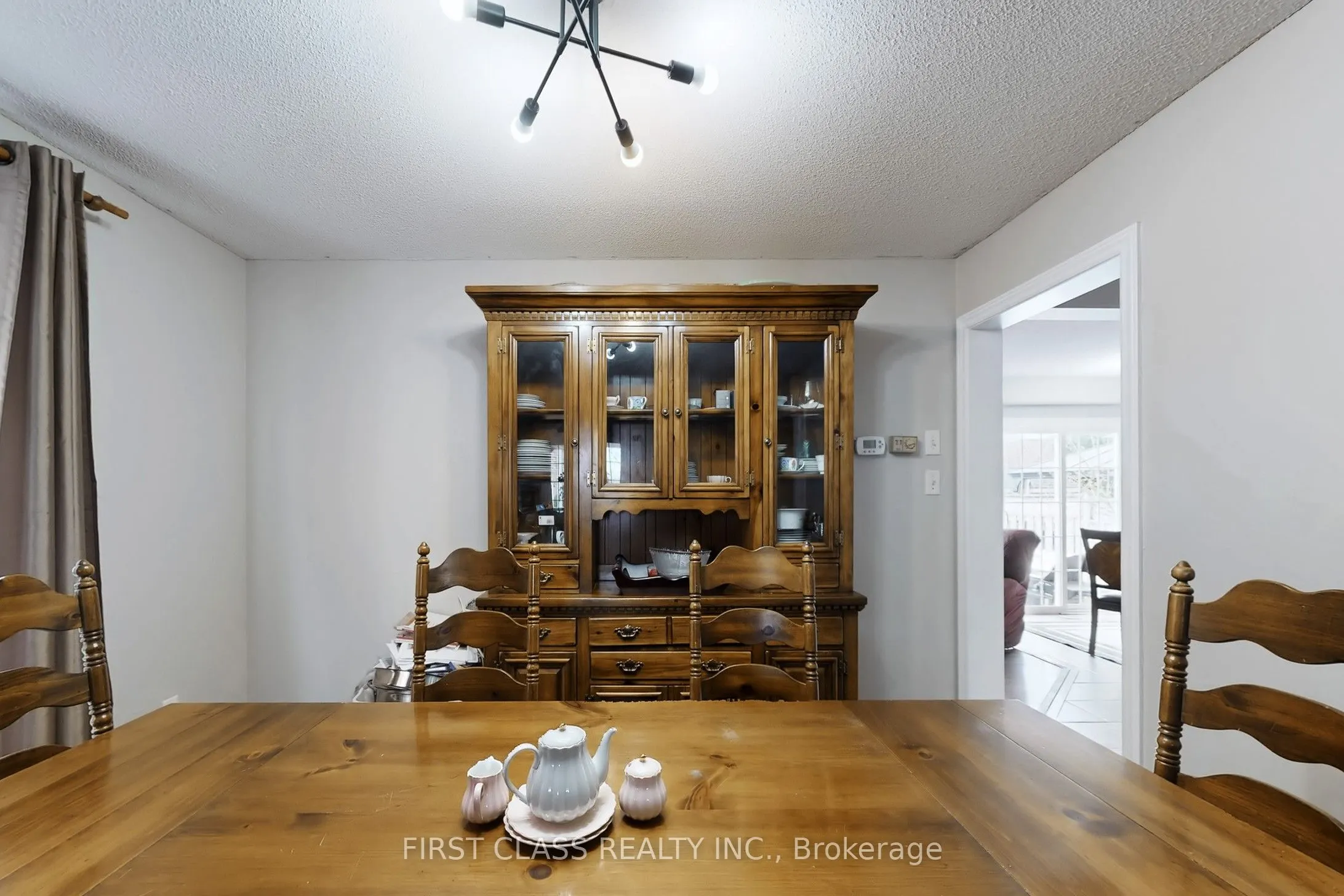 73 Porchlight Road