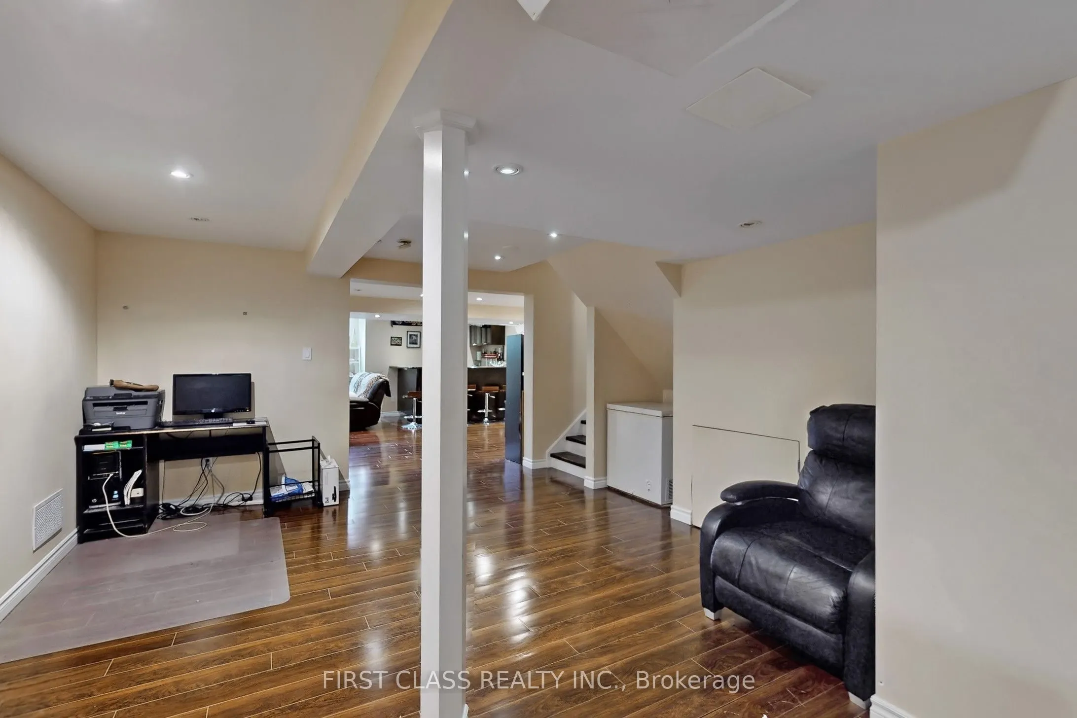 73 Porchlight Road