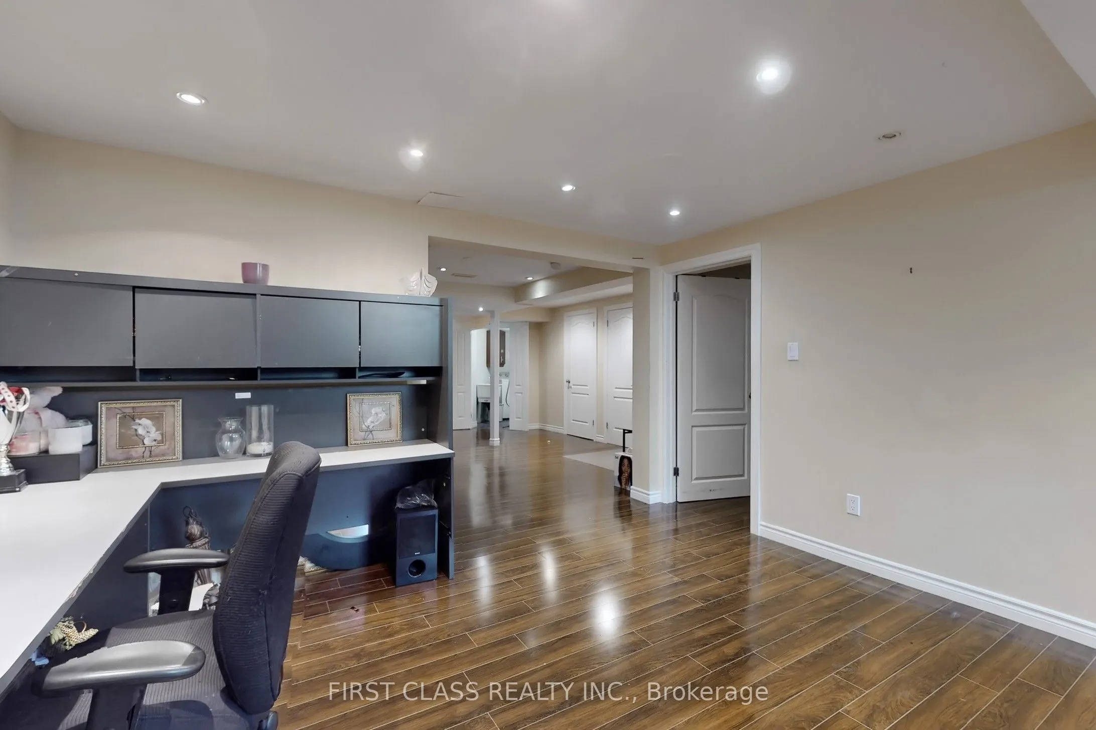 73 Porchlight Road