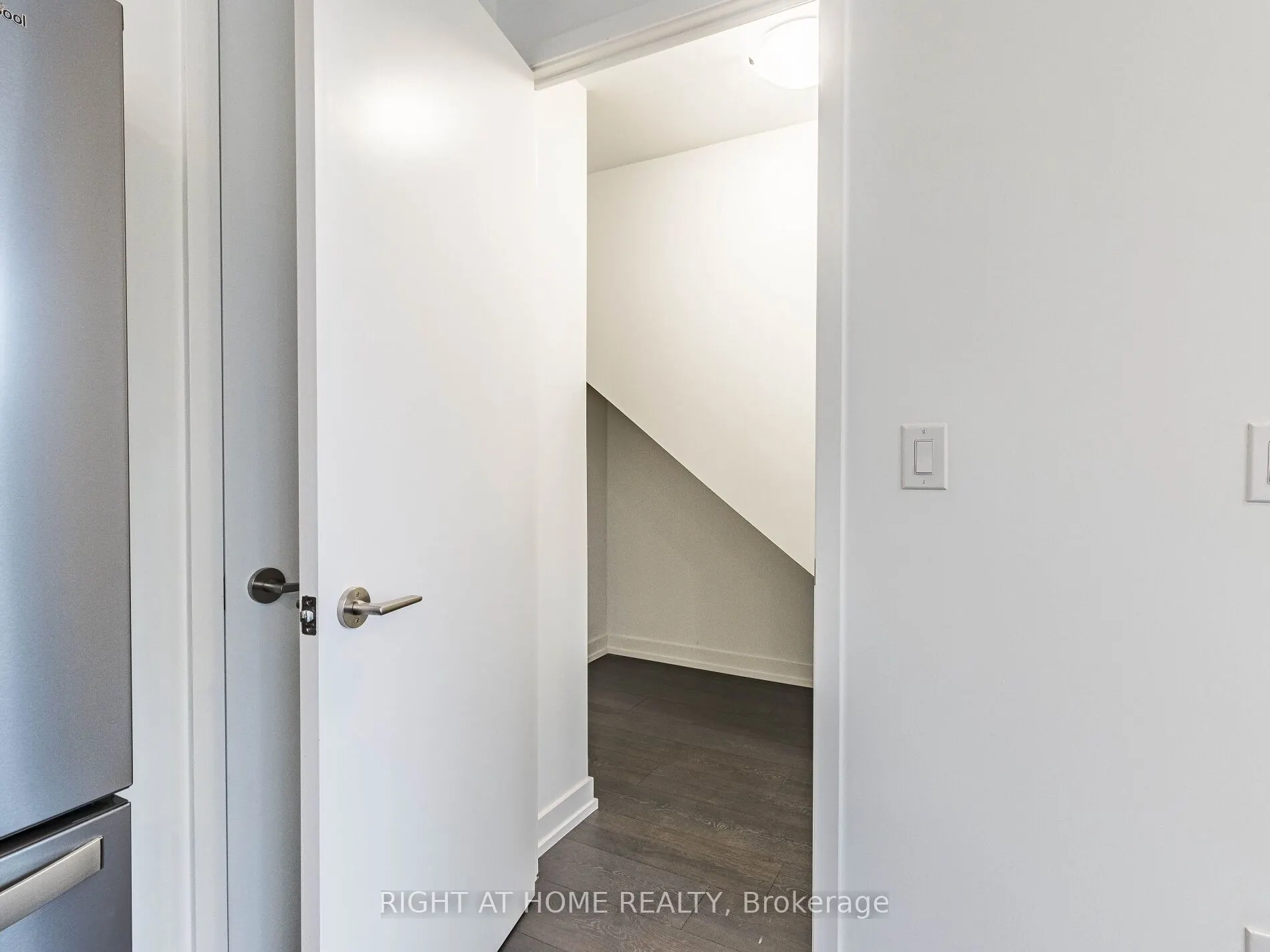 5 maryport Avenue, #113