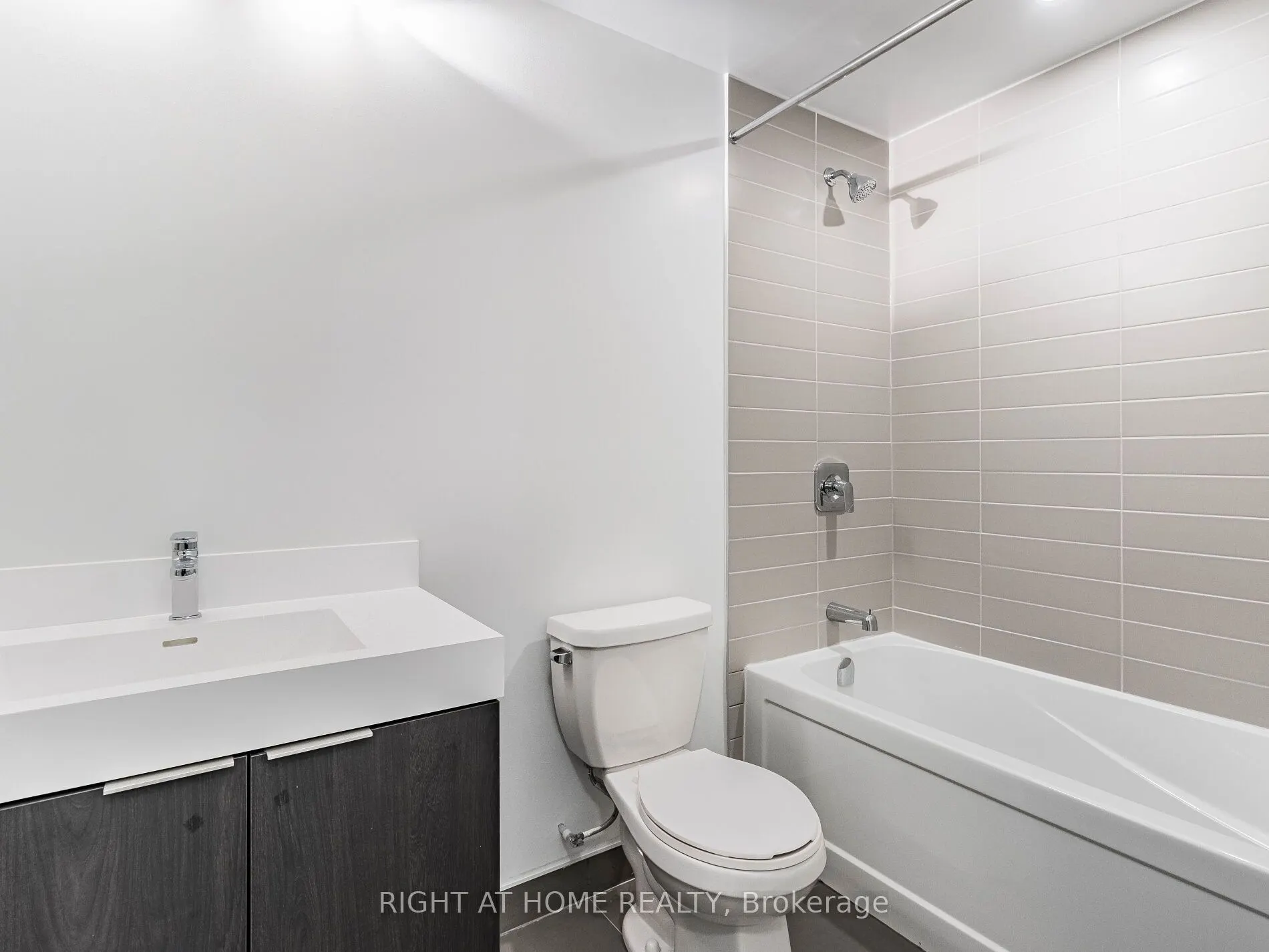 5 maryport Avenue, #113