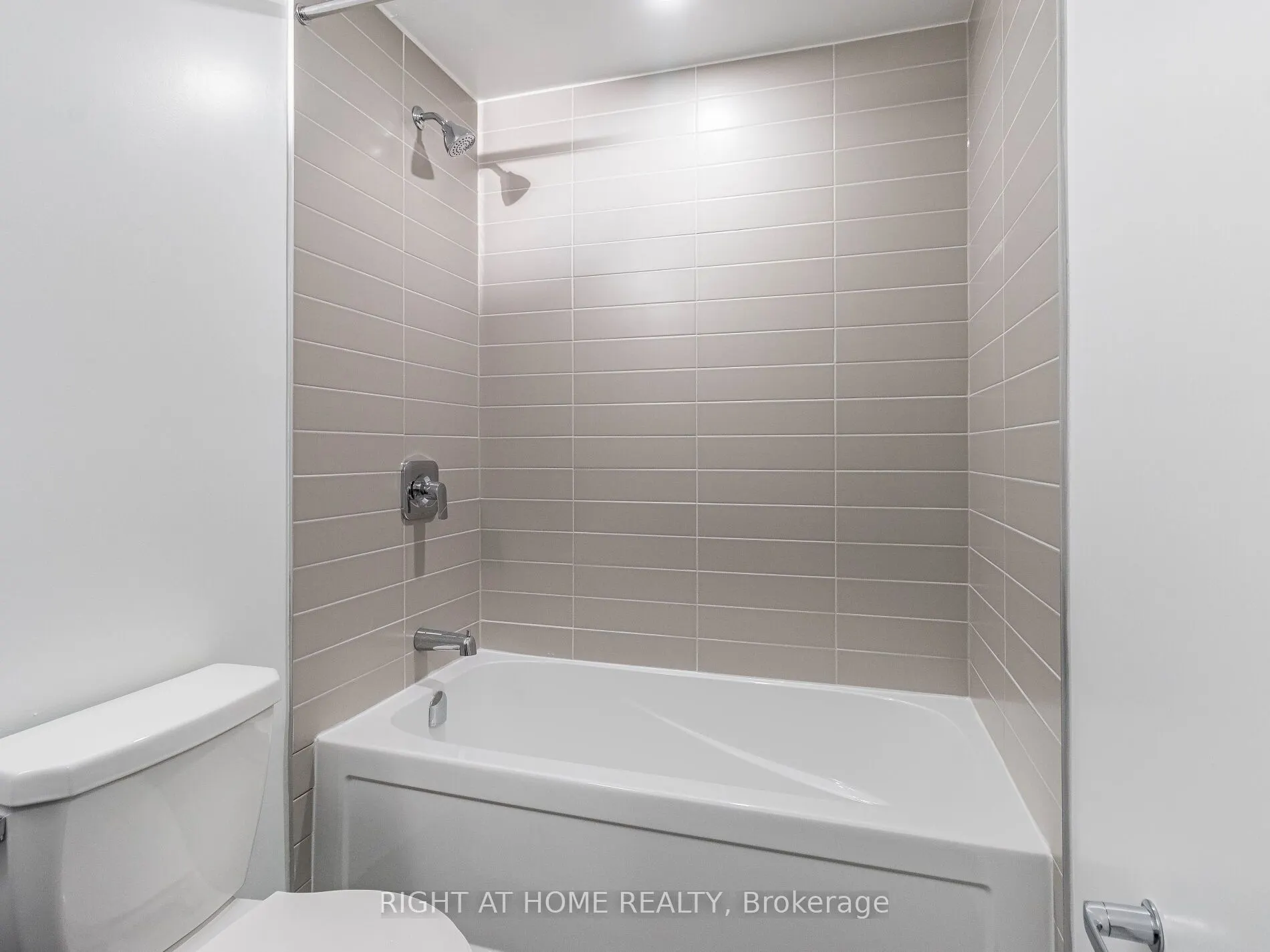 5 maryport Avenue, #113