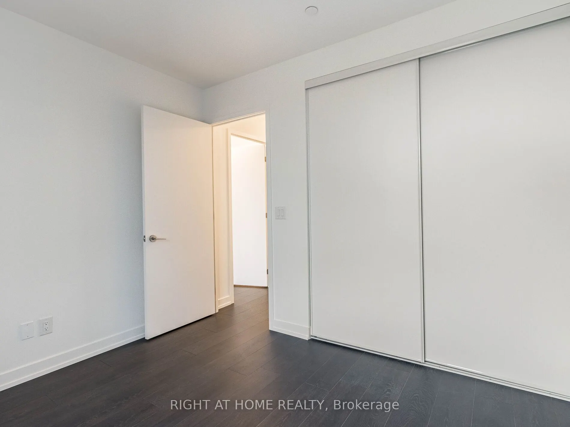 5 maryport Avenue, #113