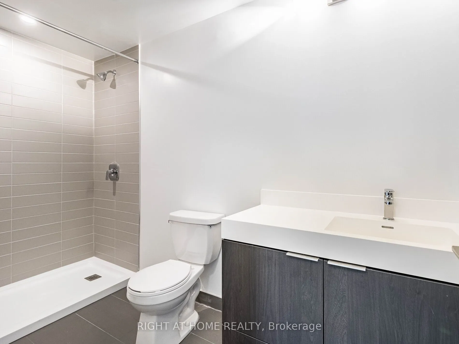 5 maryport Avenue, #113