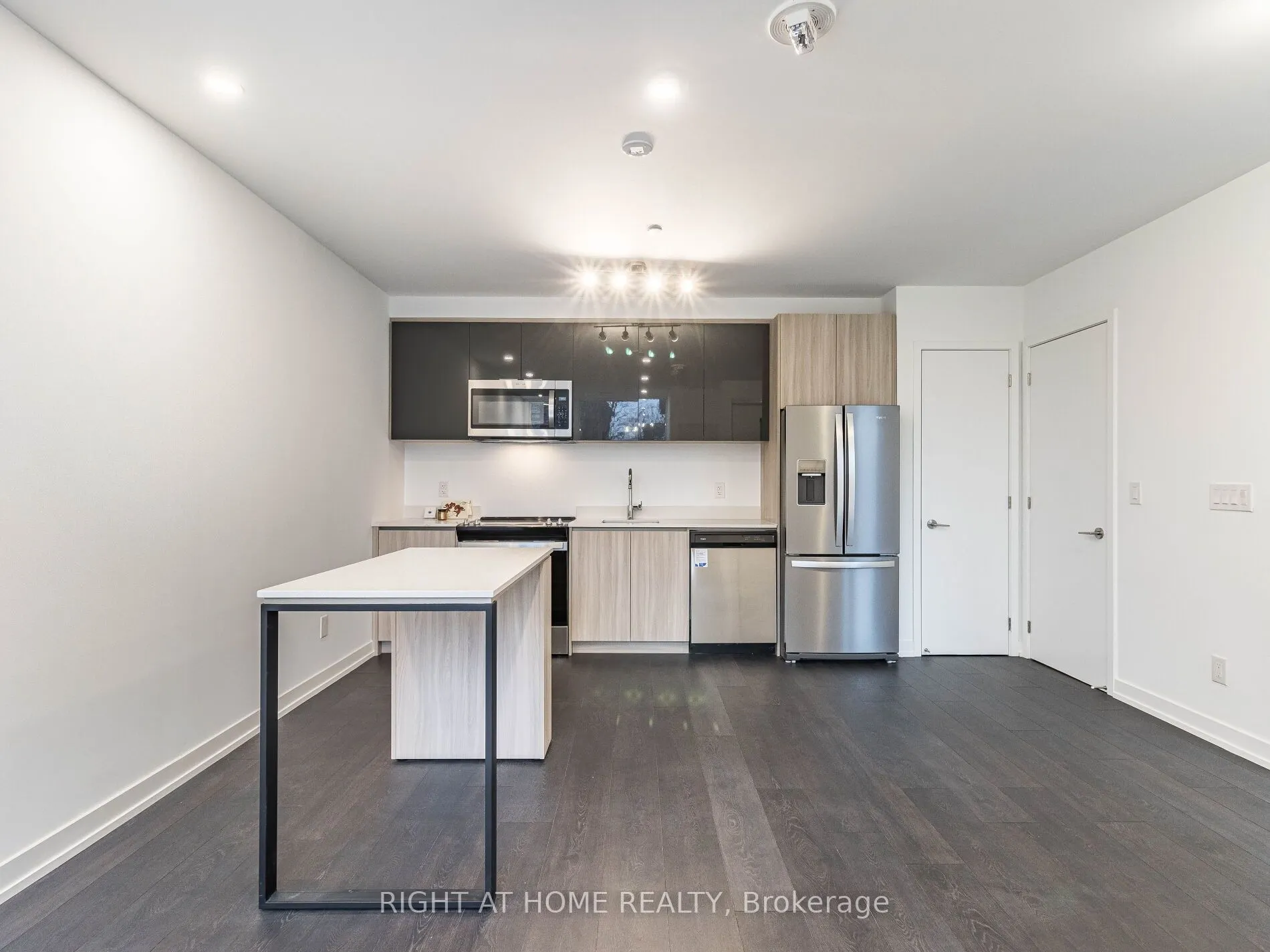 5 maryport Avenue, #113