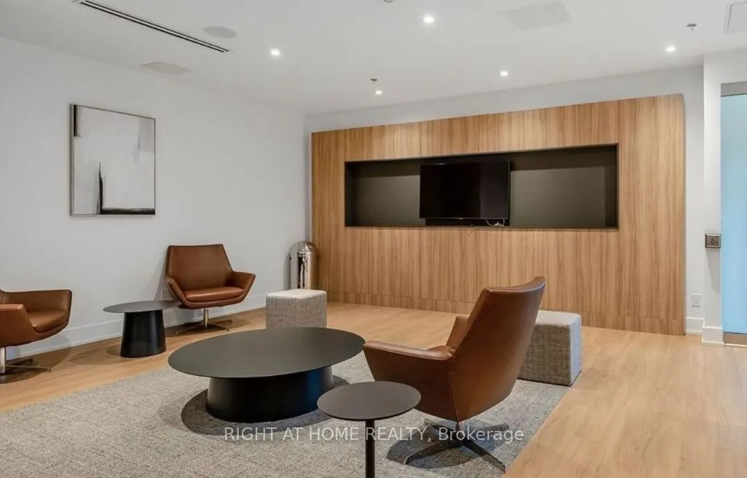 5 maryport Avenue, #113