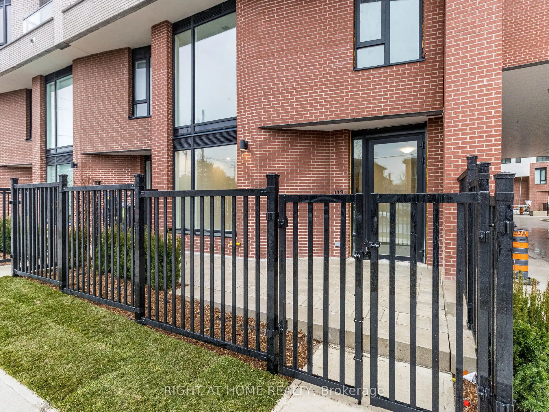 5 maryport Avenue, #113