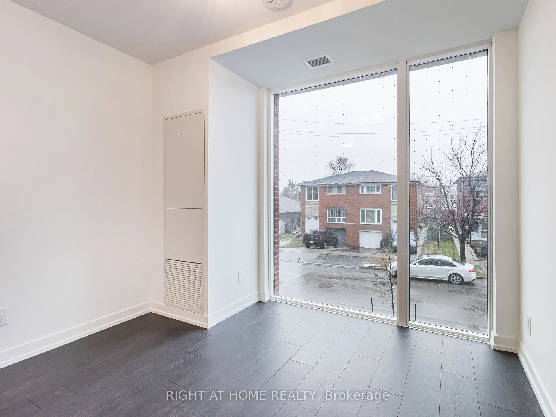 5 maryport Avenue, #113