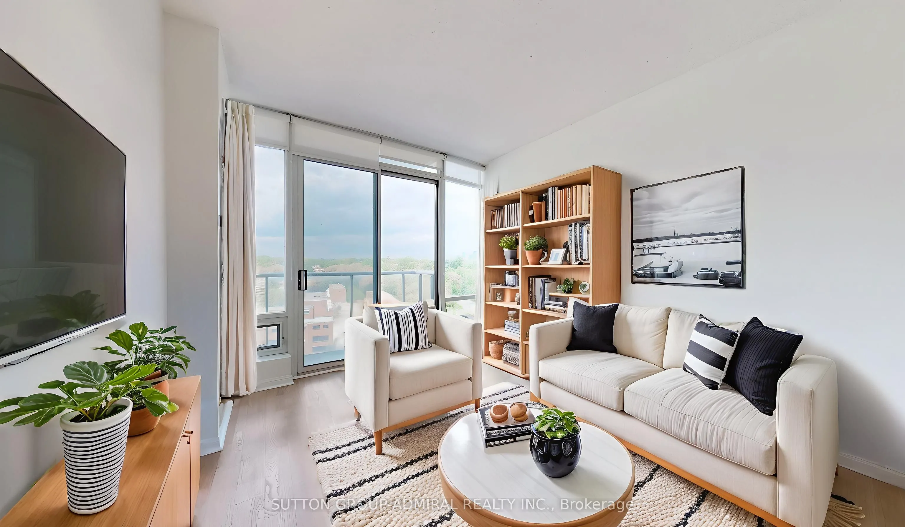 15 Windermere Avenue, #903