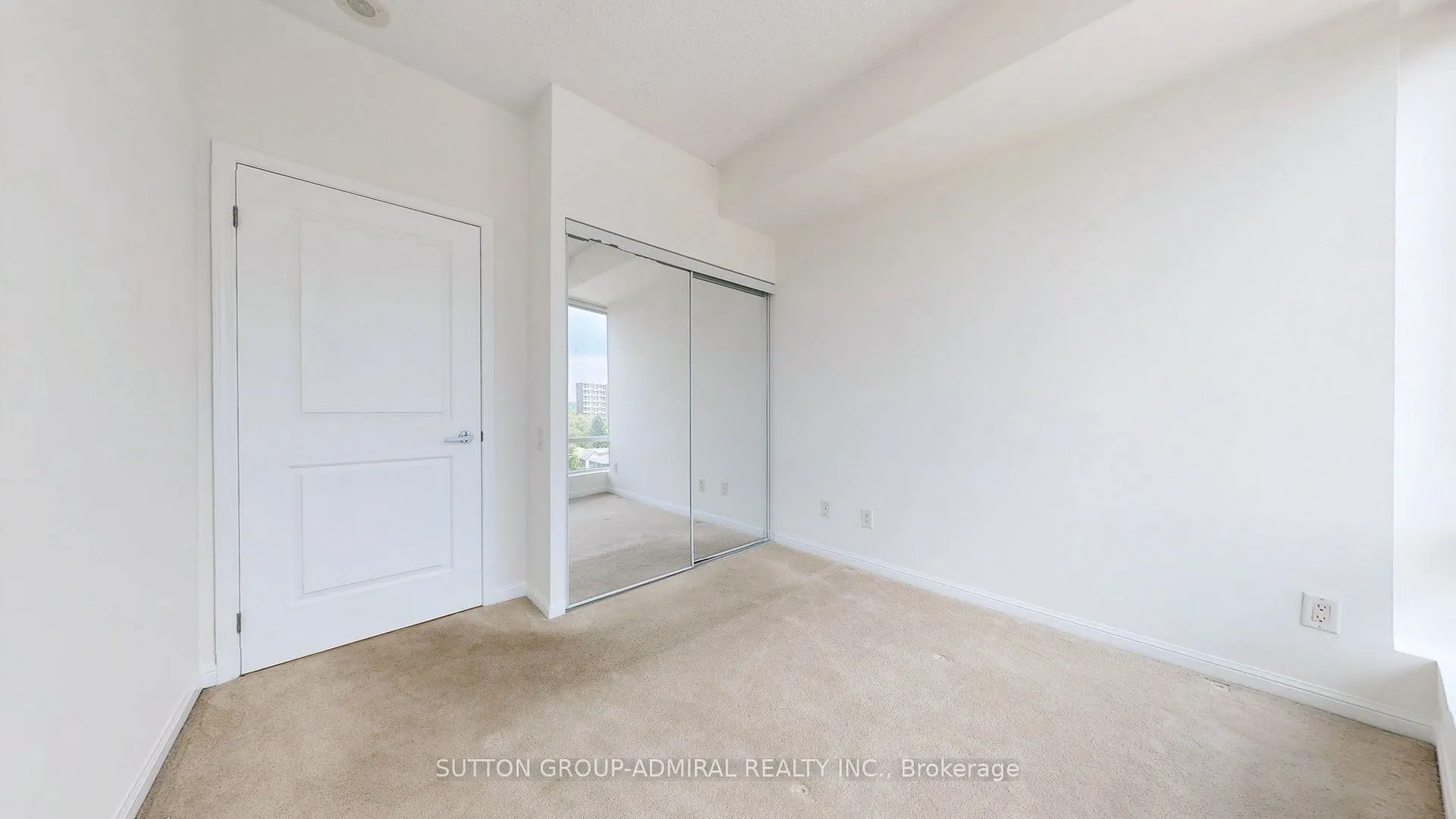 15 Windermere Avenue, #903