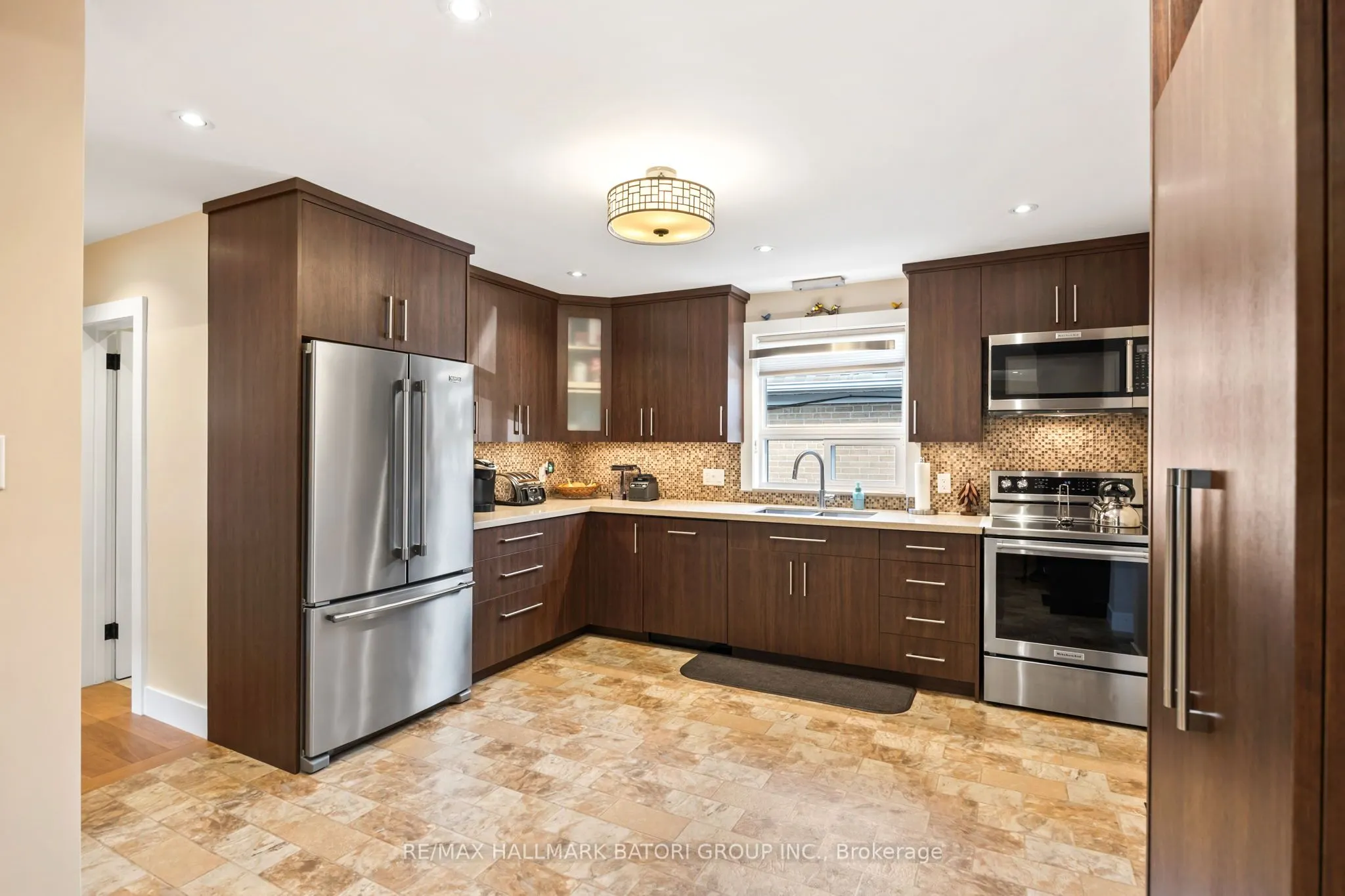 3 Rosefair Crescent
