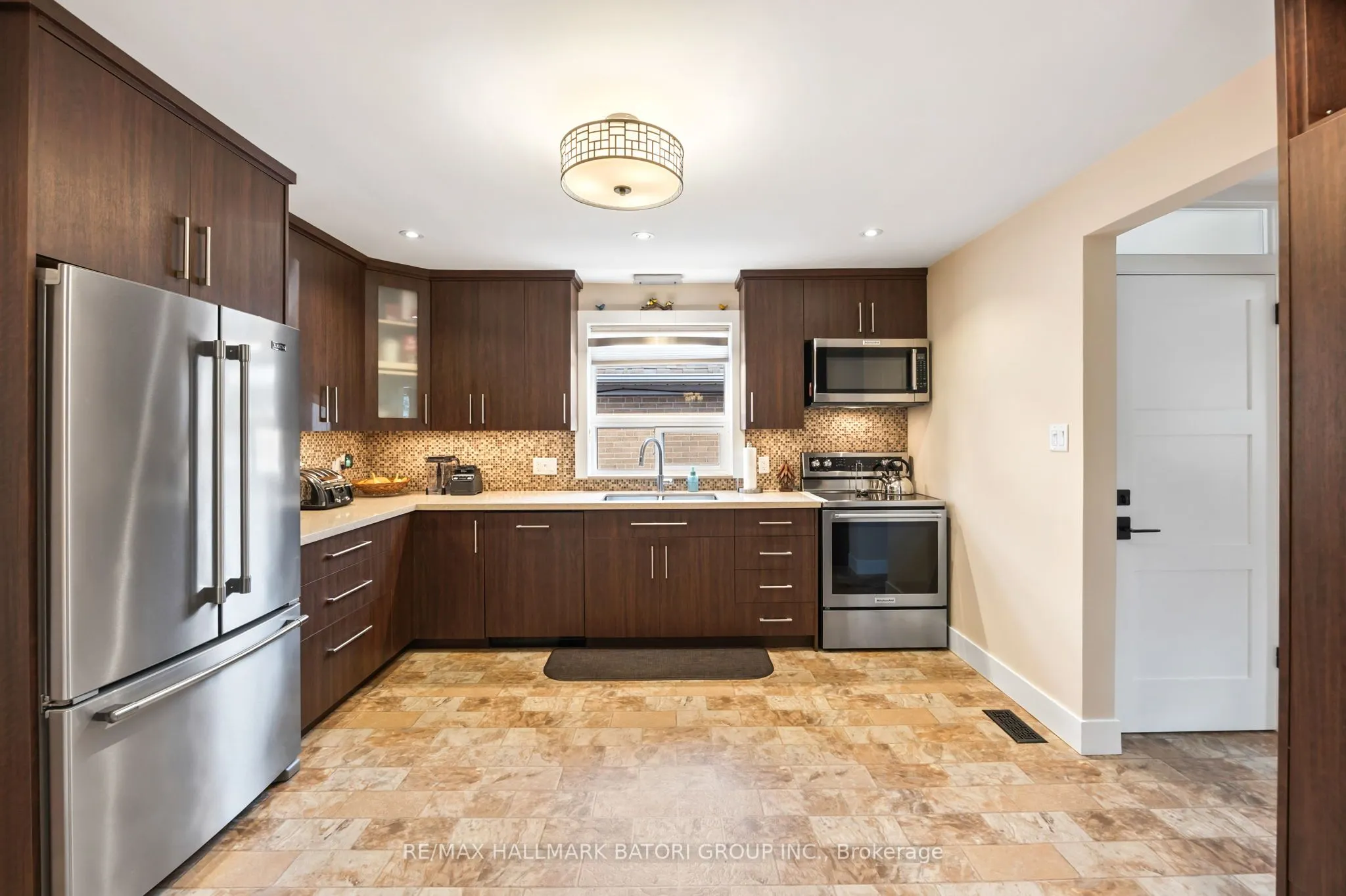 3 Rosefair Crescent