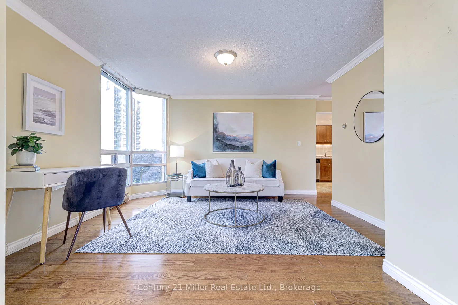 2180 Marine Drive #501