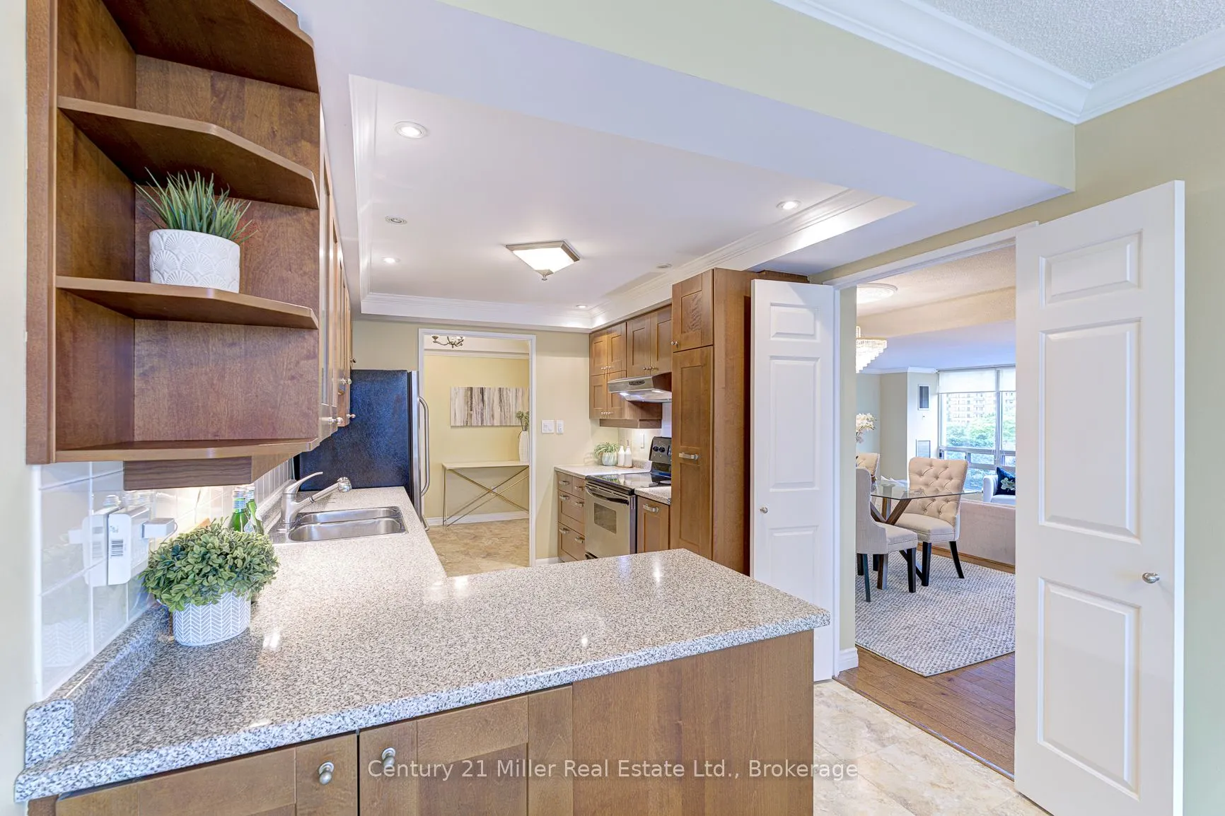 2180 Marine Drive #501