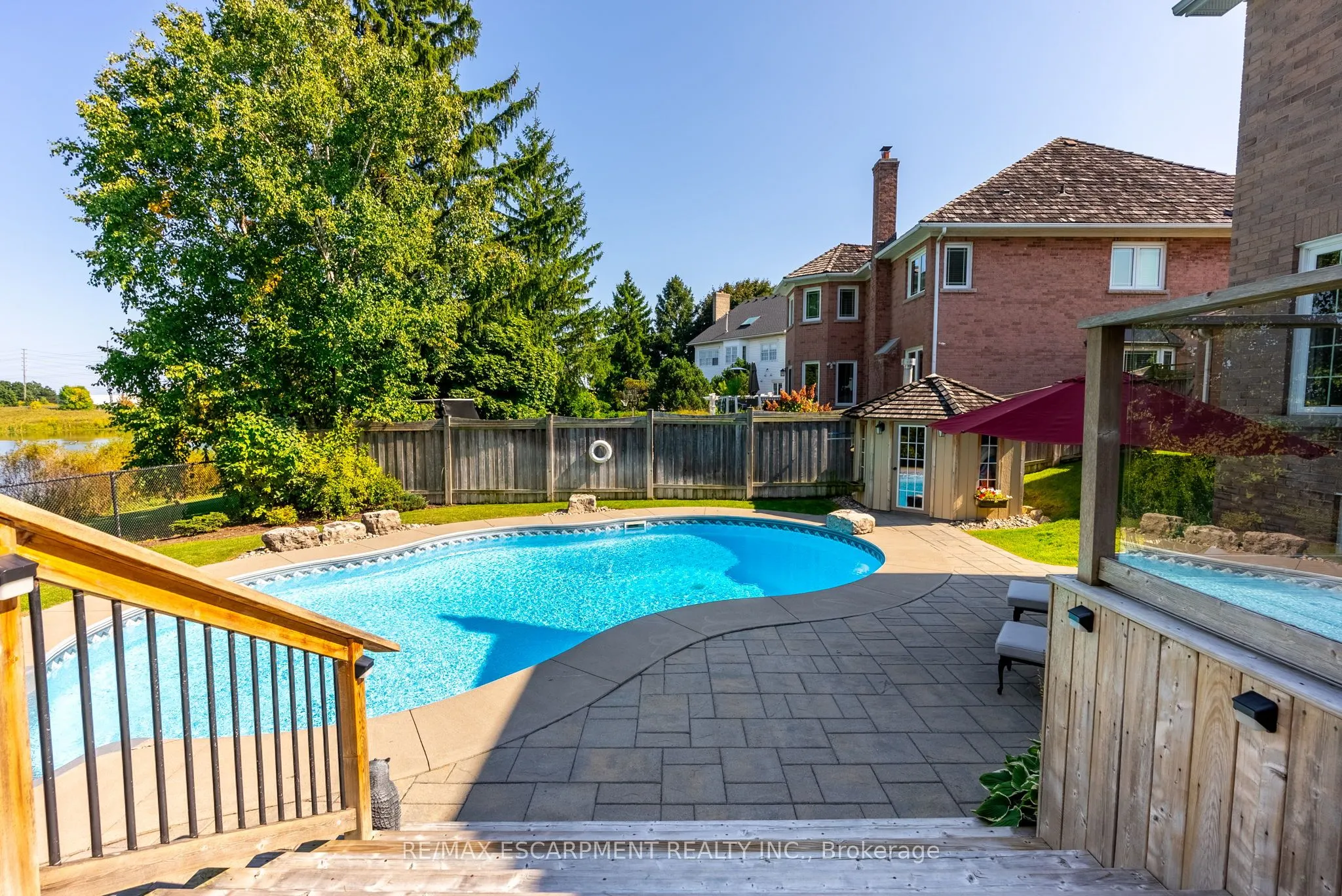 2049 Country Club Drive