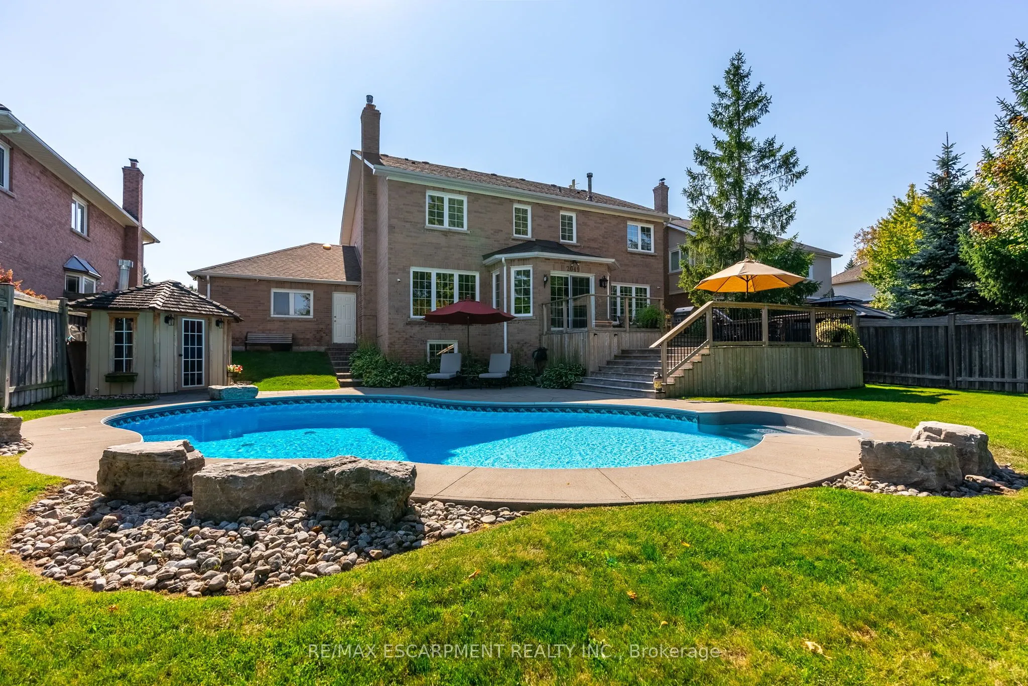 2049 Country Club Drive
