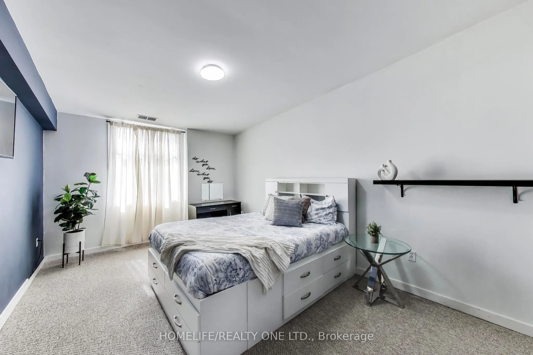 166 Broadway, #3