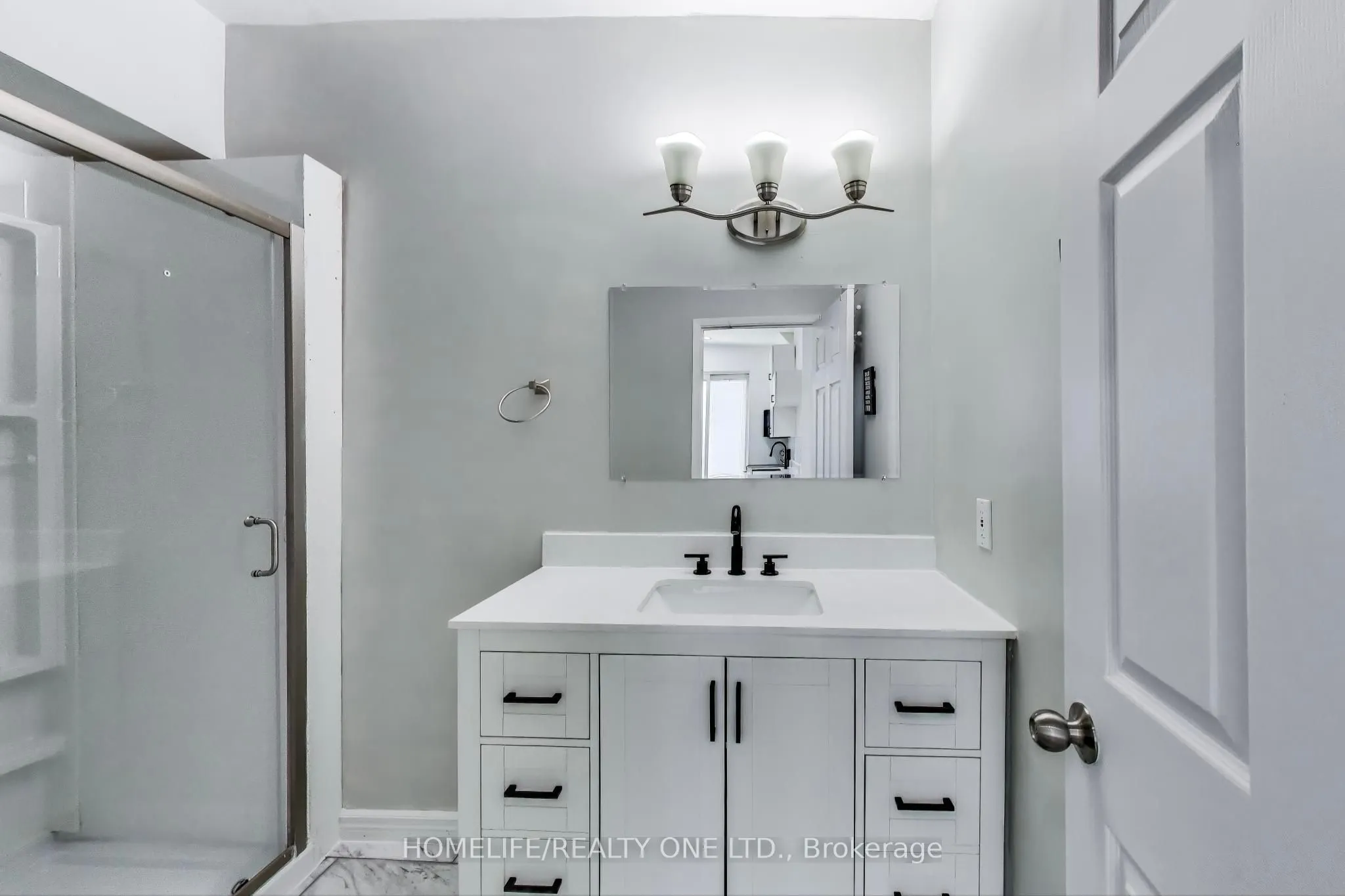 166 Broadway, #3