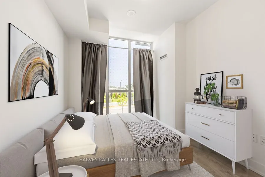 60 George Butchart Drive, #4
