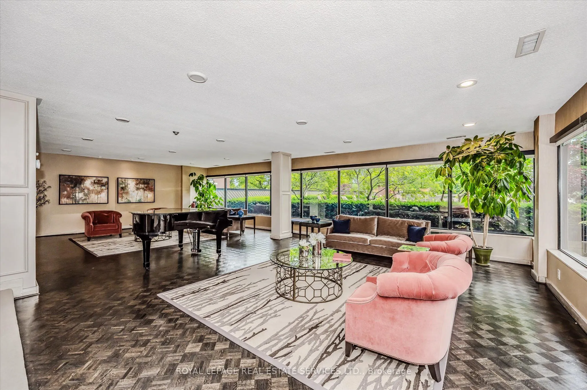 1400 Dixie Road, #613