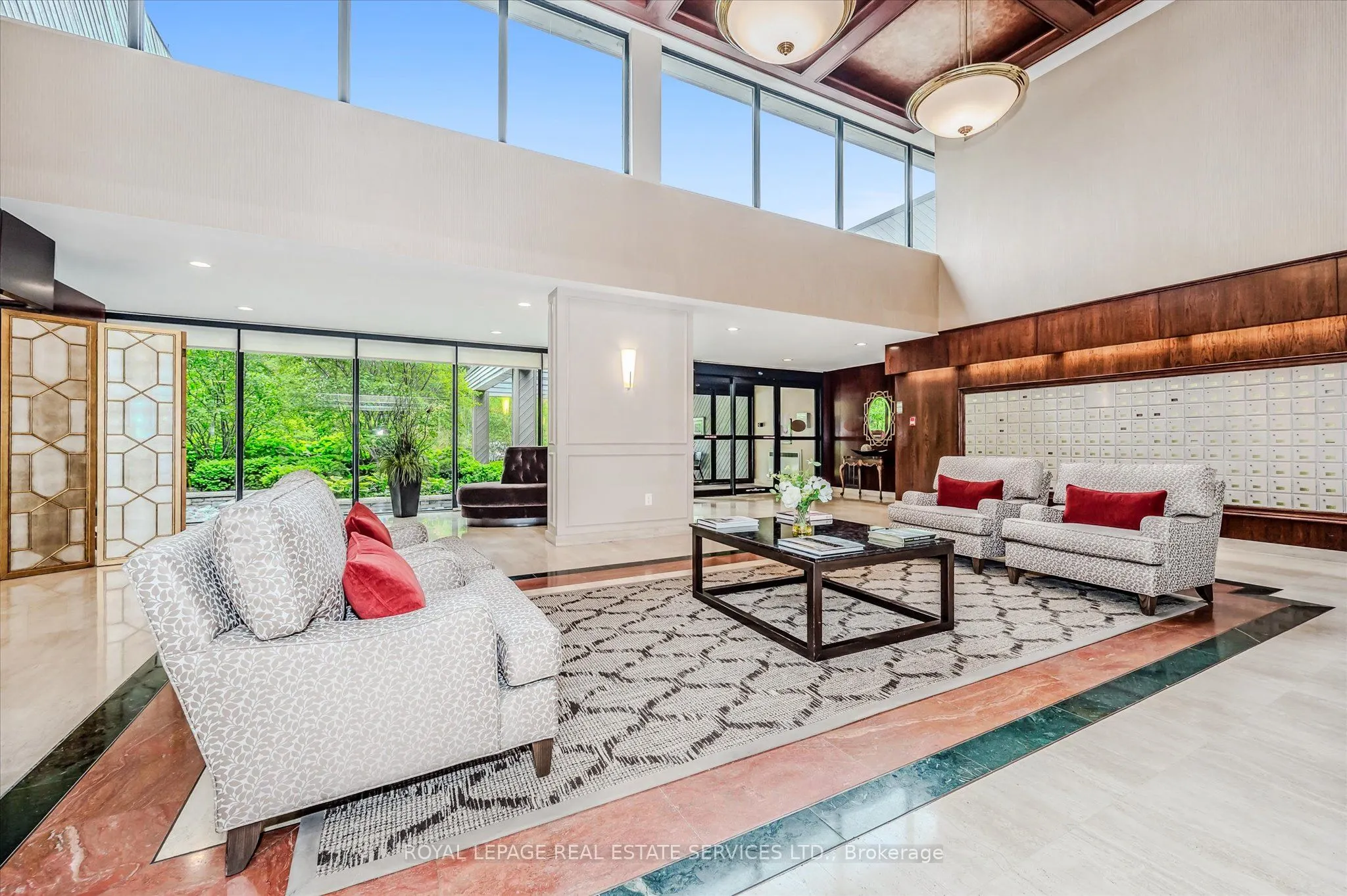 1400 Dixie Road, #613