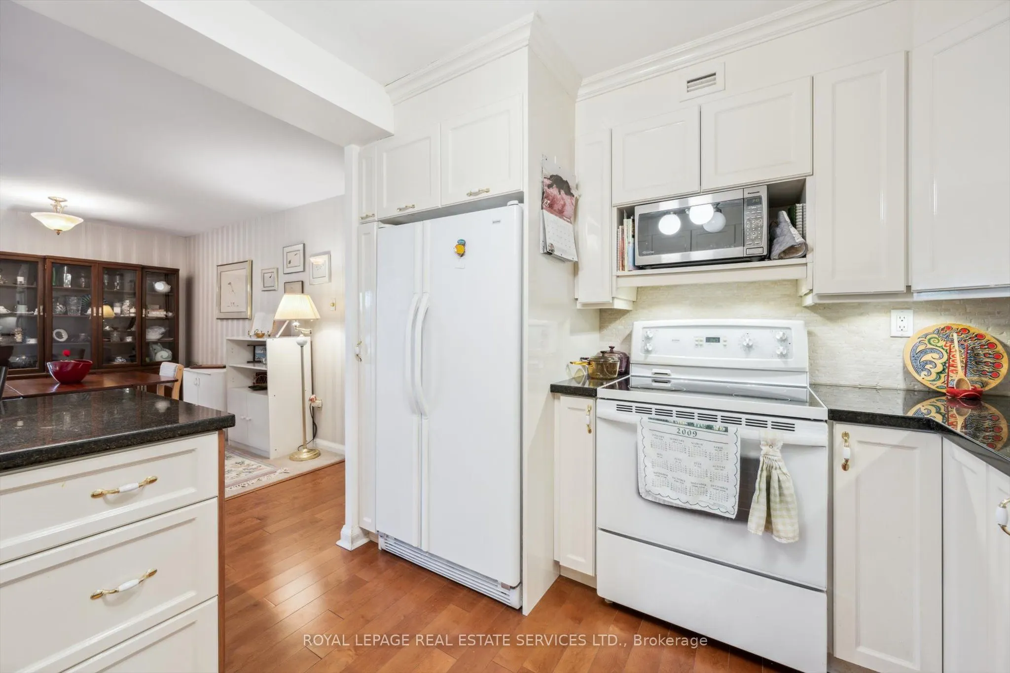 1400 Dixie Road, #613