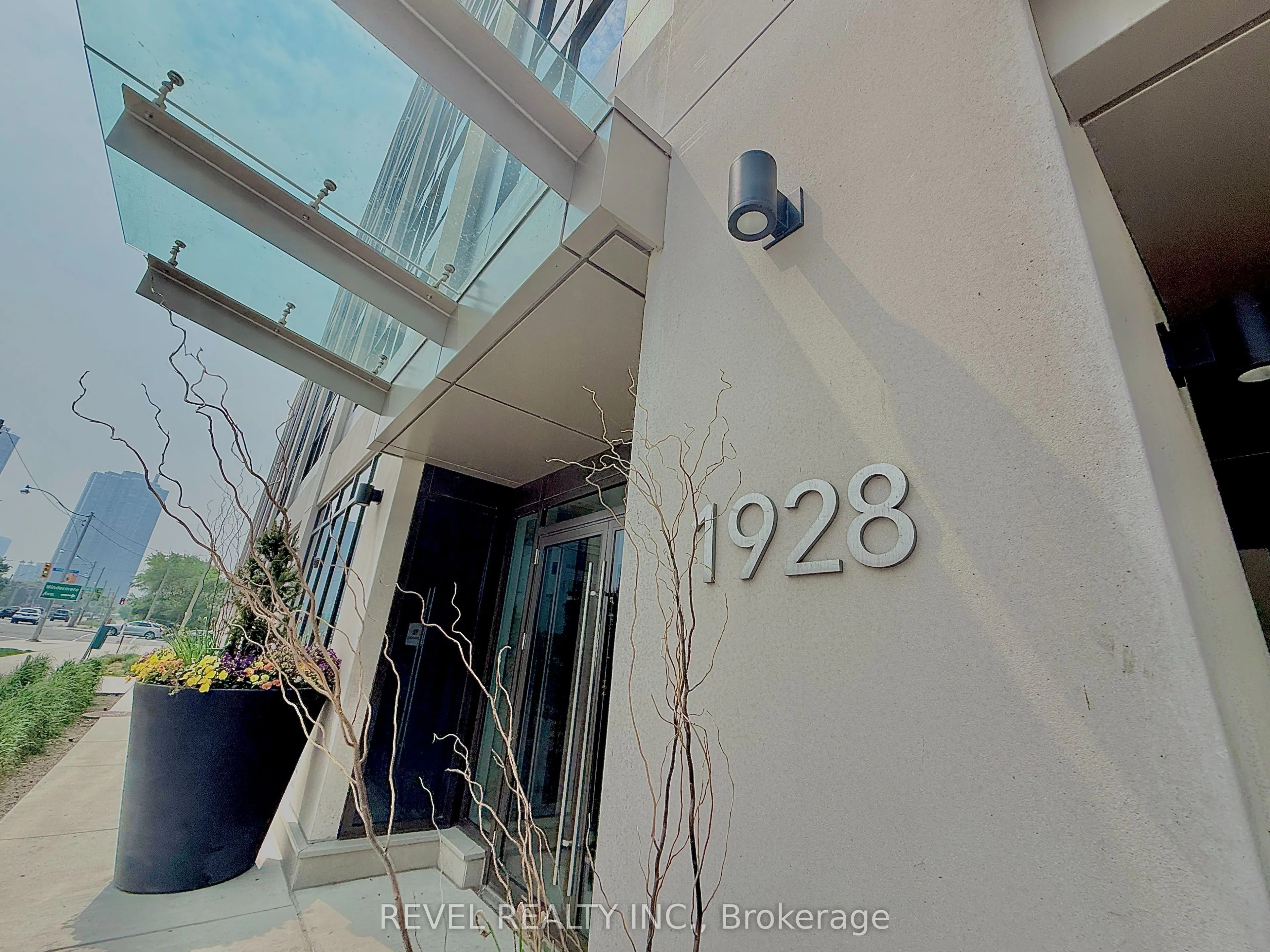 1928 Lake Shore Boulevard W, #3605