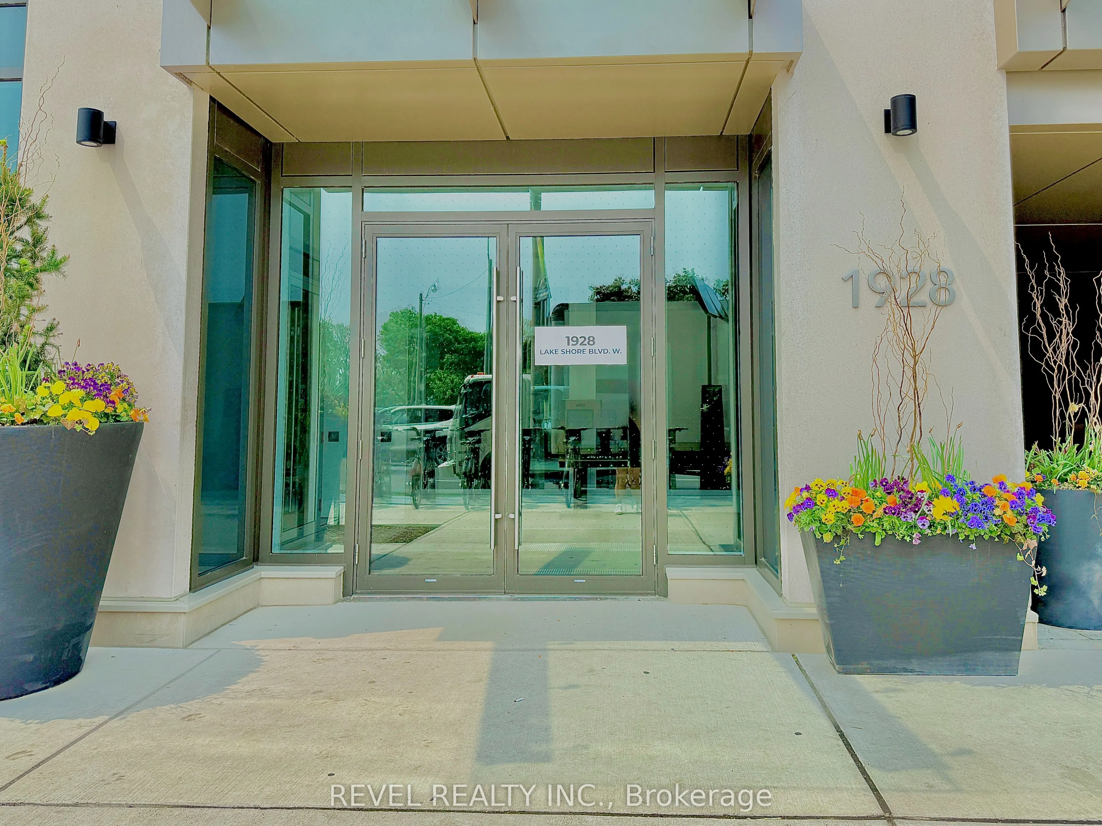 1928 Lake Shore Boulevard W, #3605