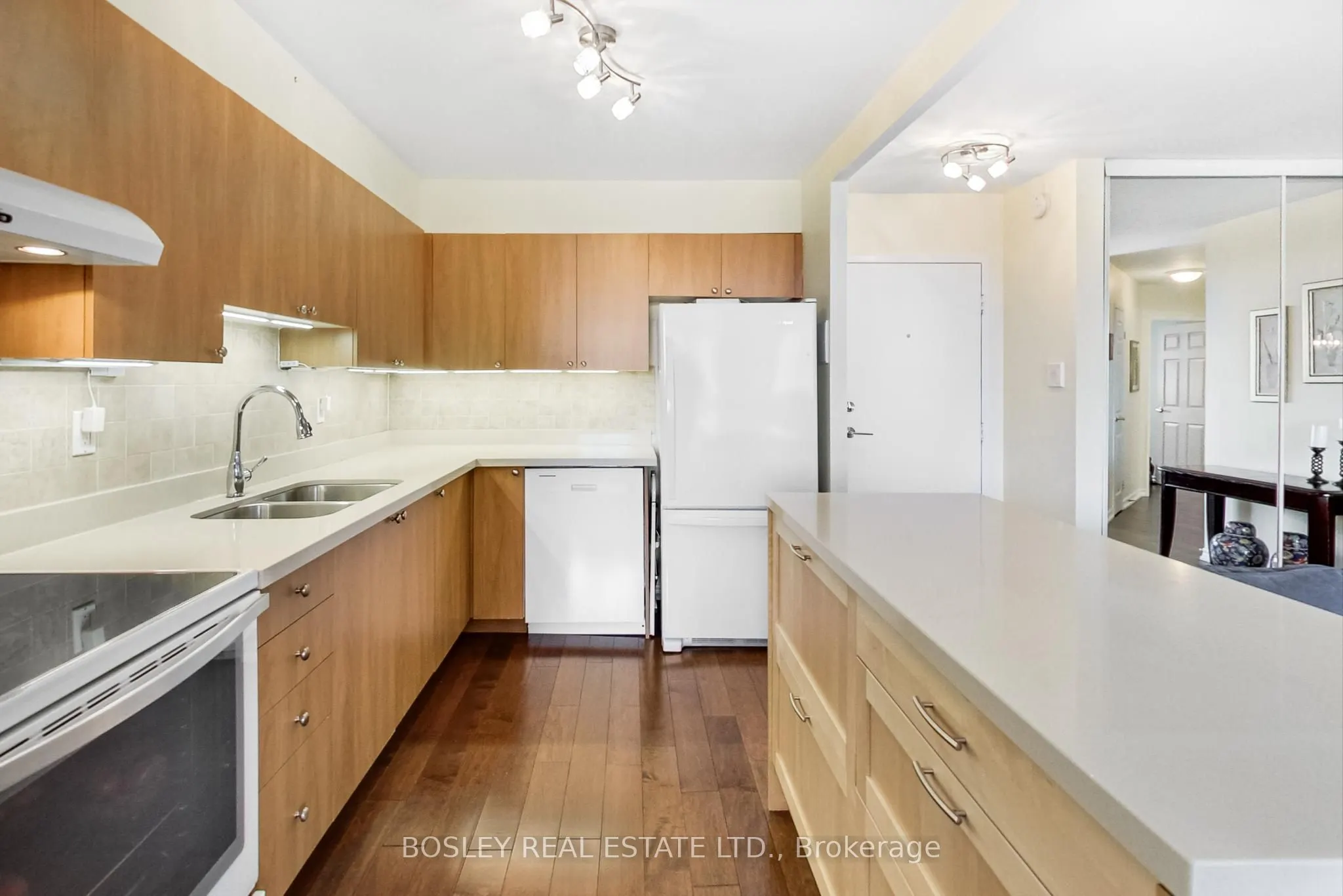 3501 Glen Erin Drive, #503