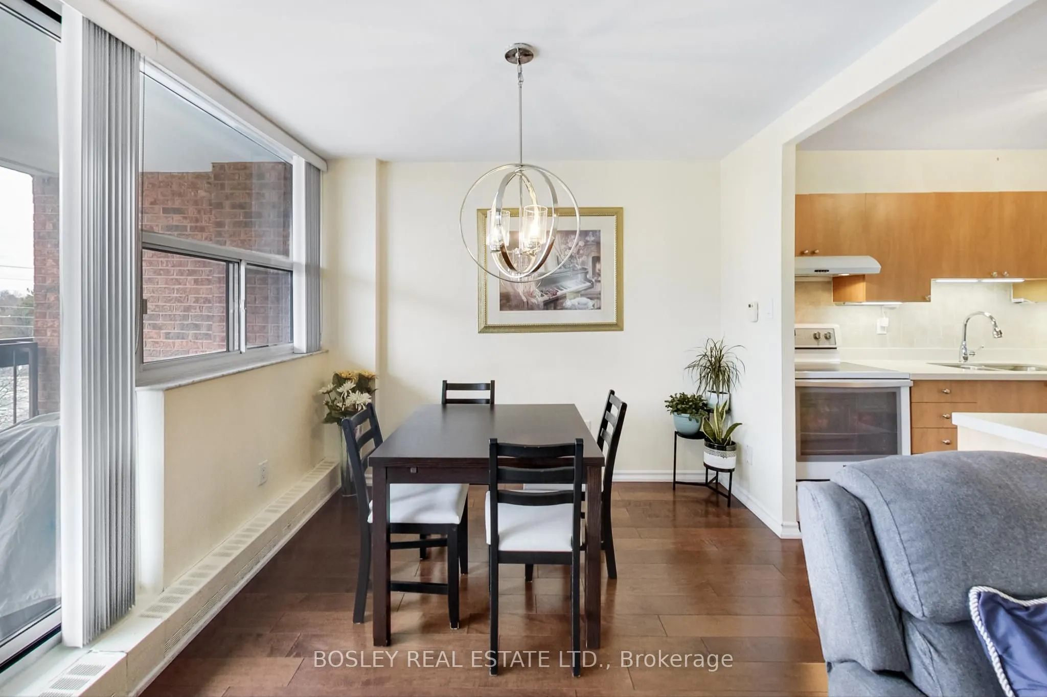3501 Glen Erin Drive, #503