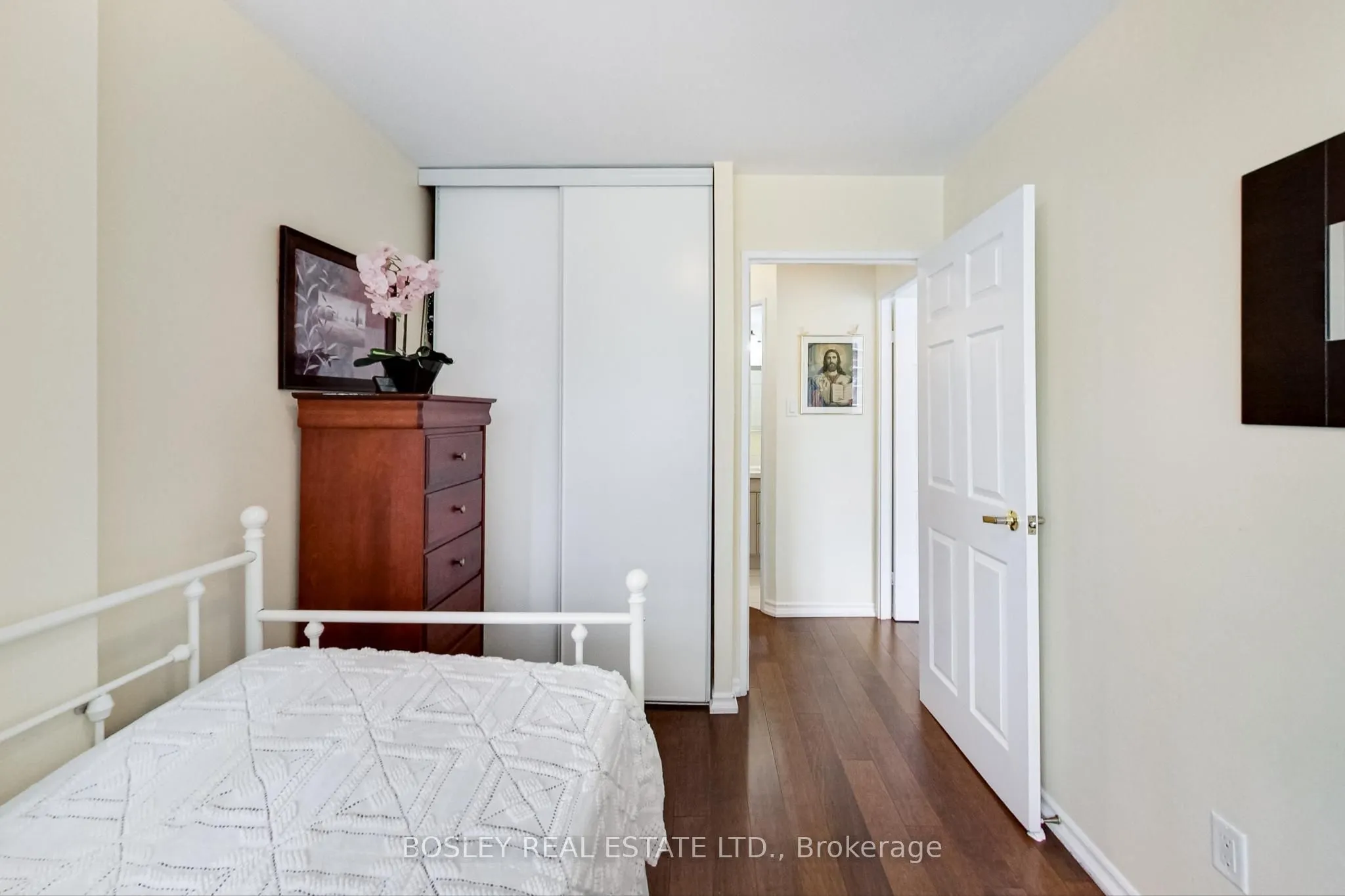 3501 Glen Erin Drive, #503
