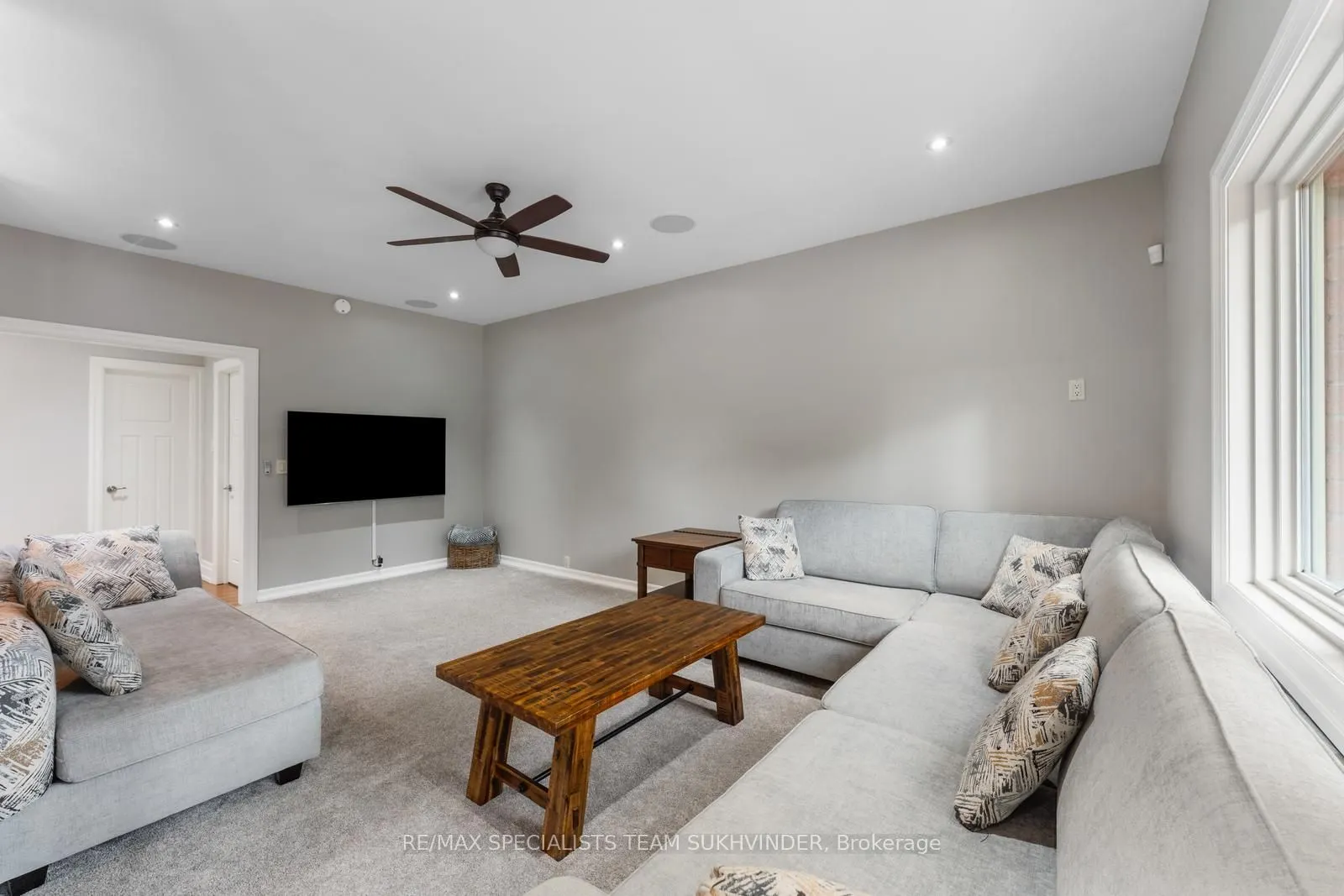 7 Golfdale Court