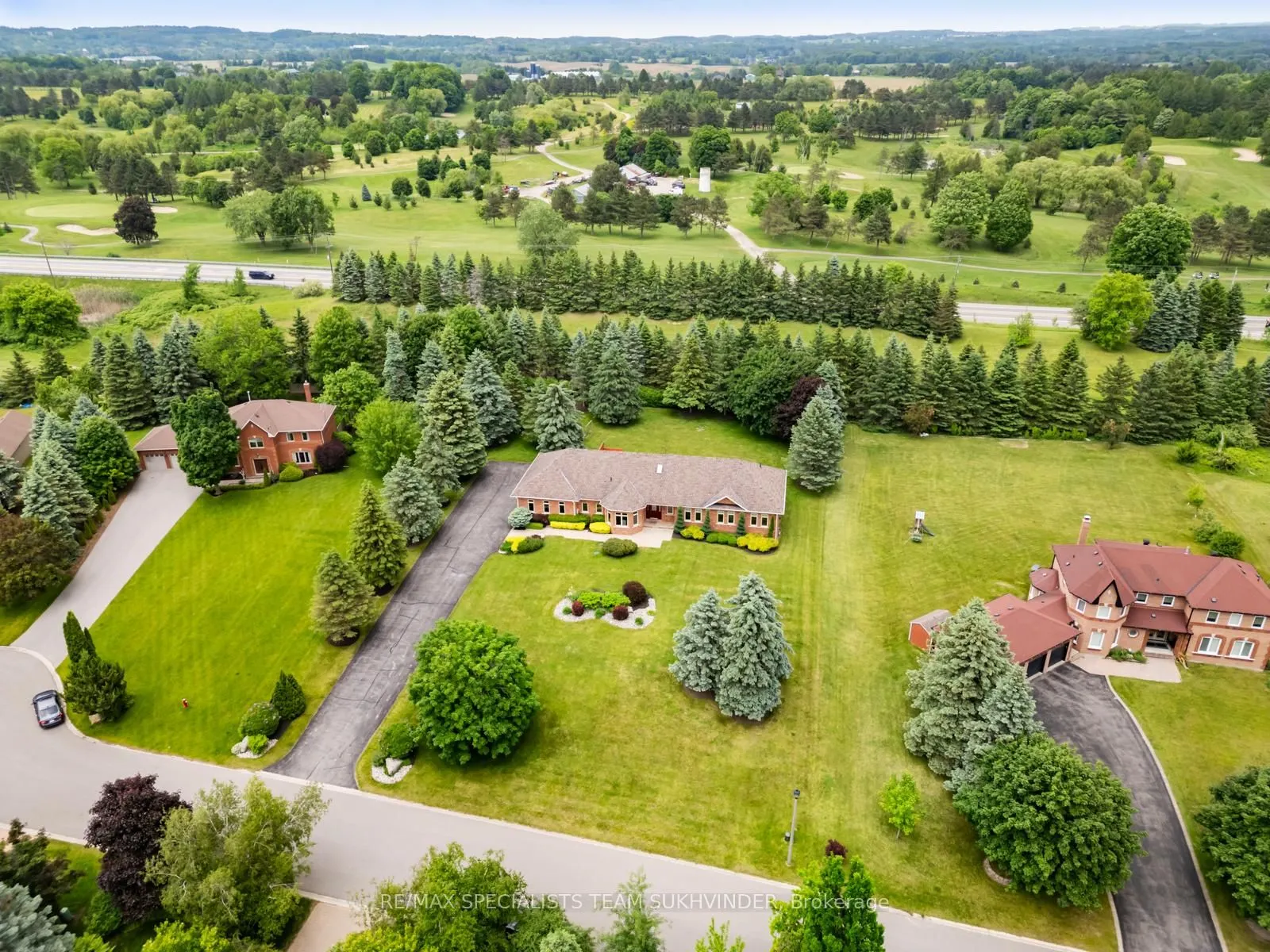 7 Golfdale Court