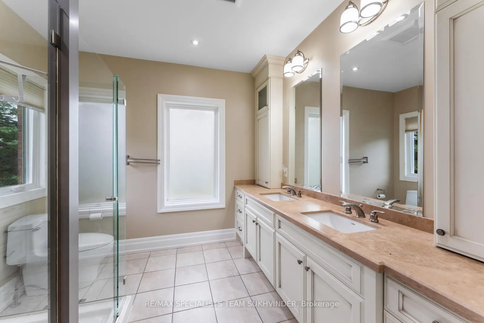 7 Golfdale Court