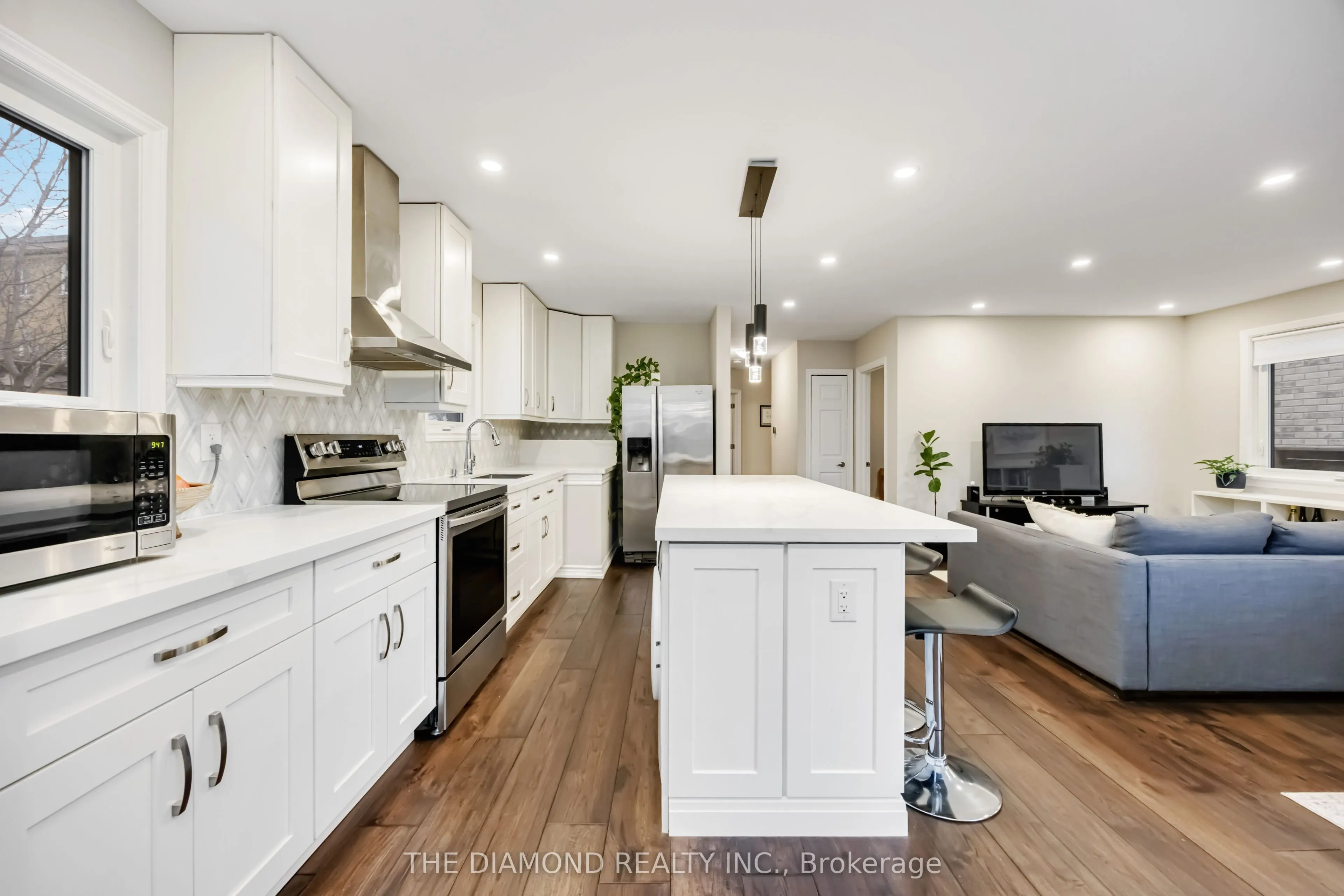 21 Gracefield Avenue