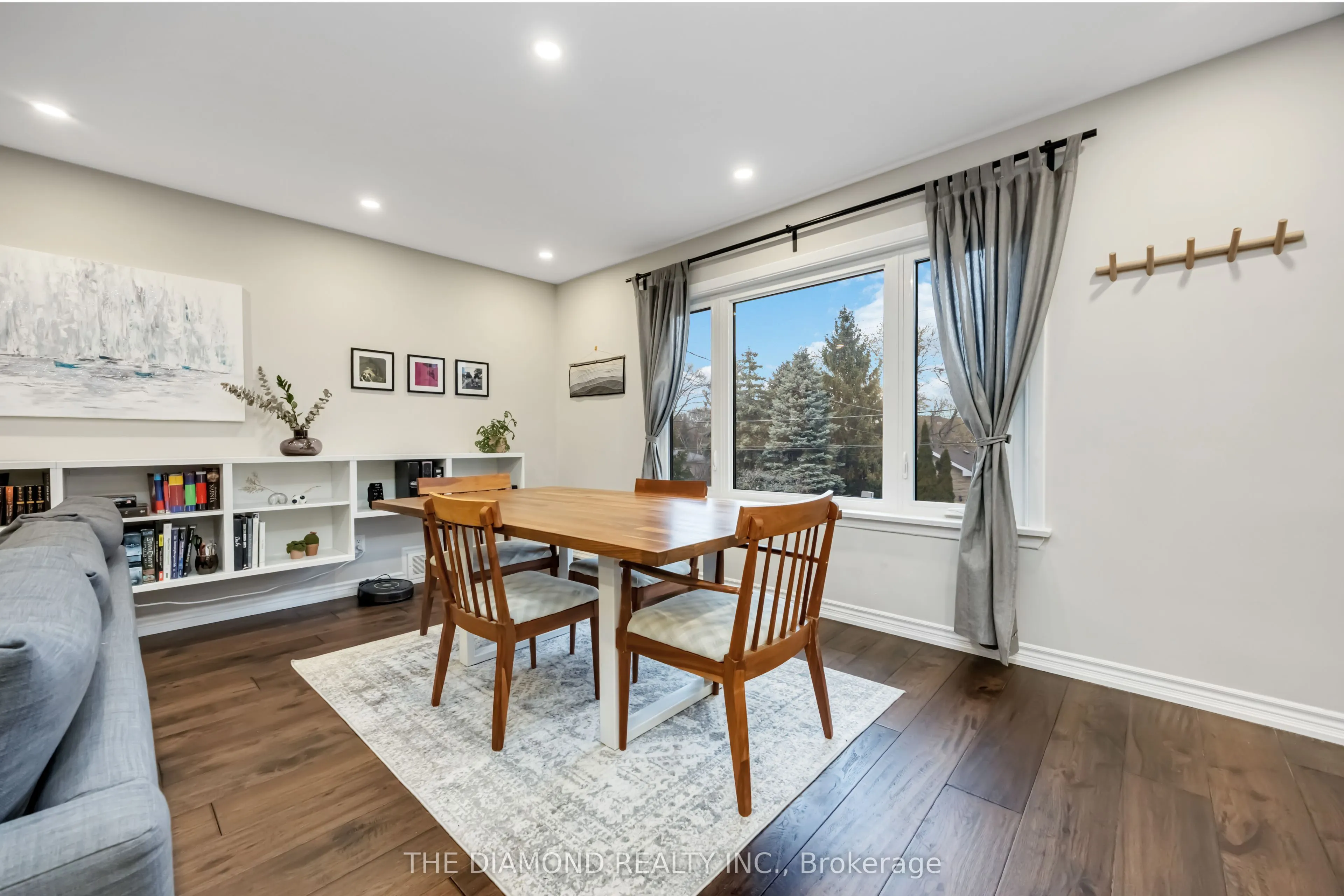 21 Gracefield Avenue