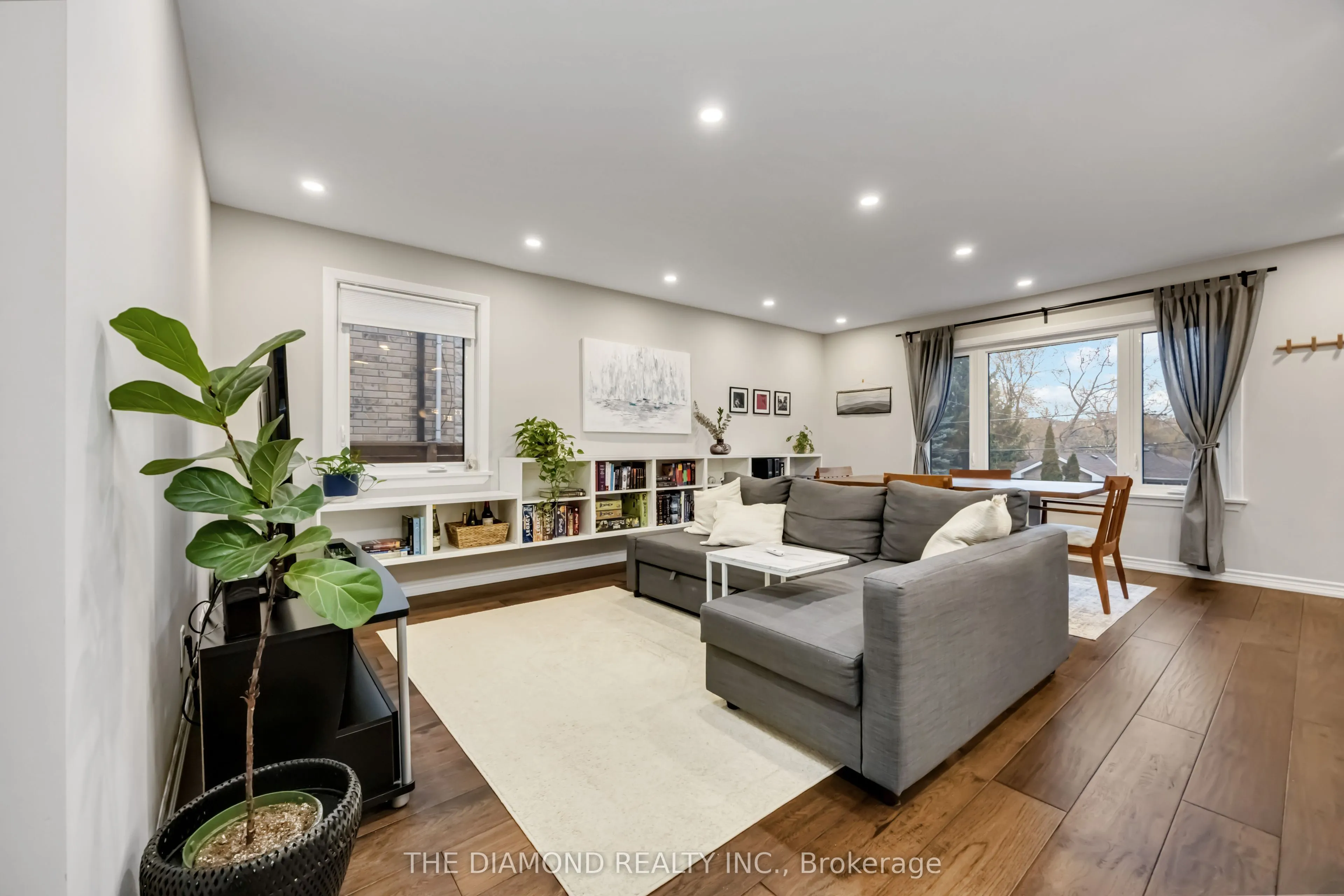 21 Gracefield Avenue