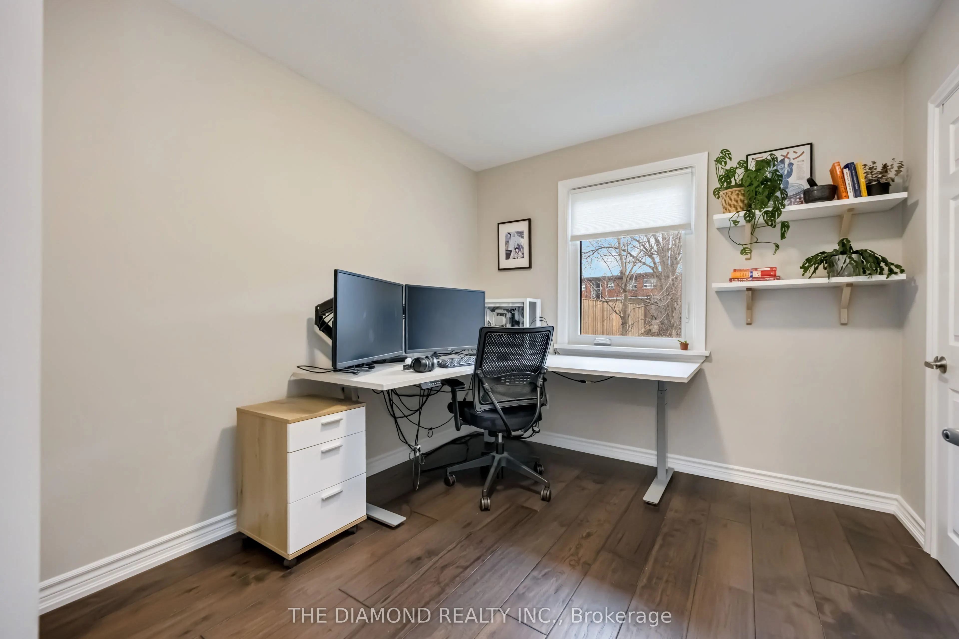 21 Gracefield Avenue